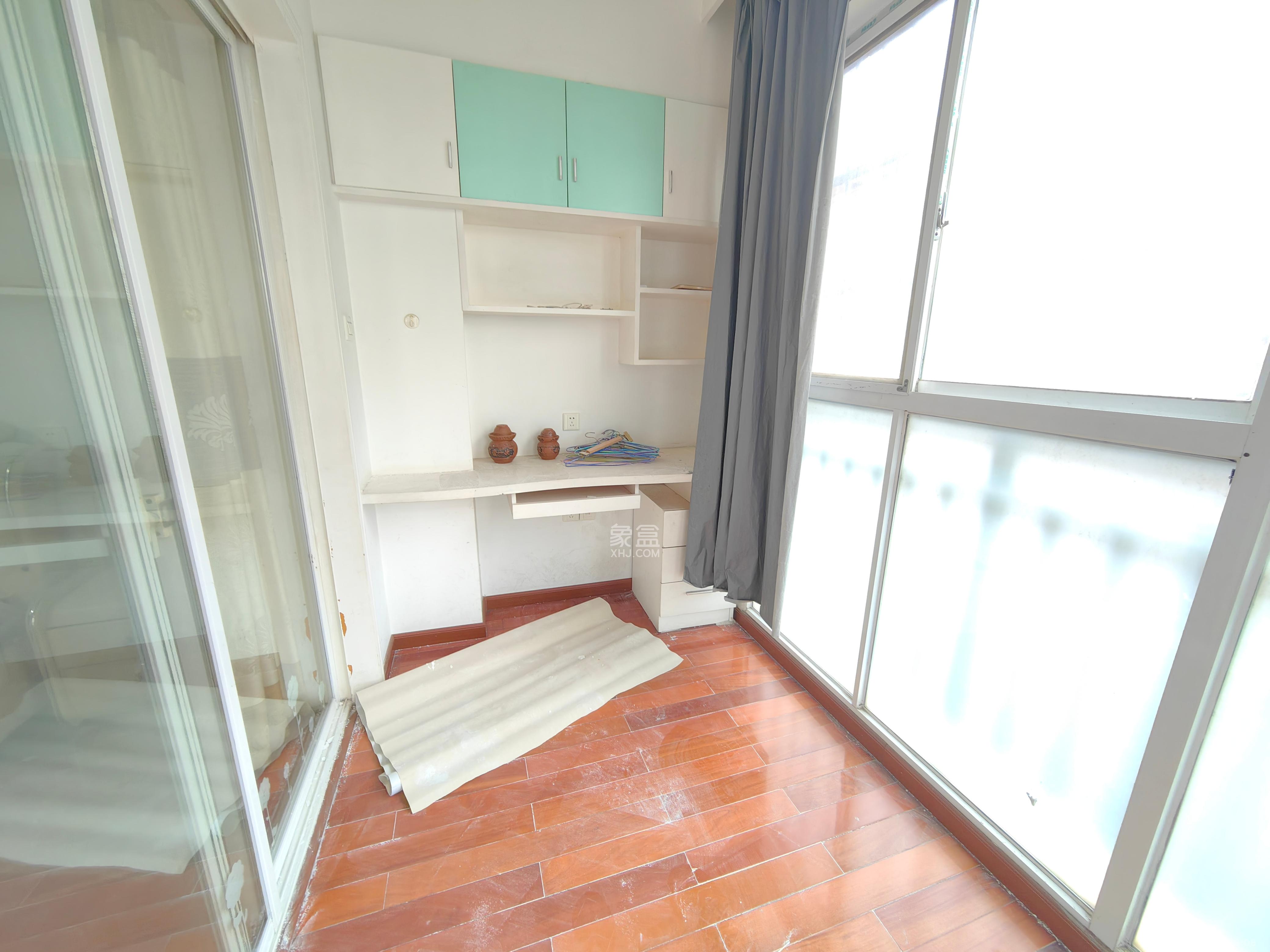 星城雅郡  1室2厅2卫    1500.0元/月室内图