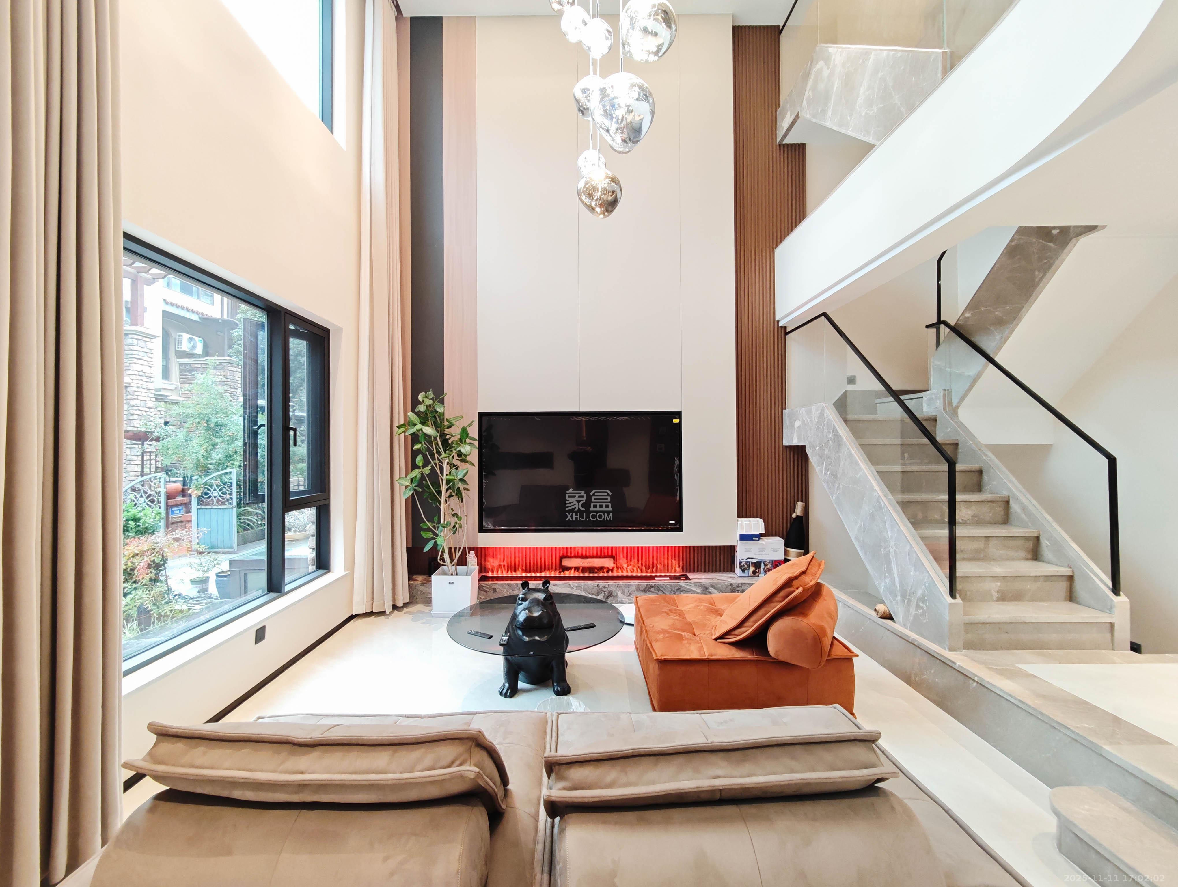 保利城（中航城国际社区、郡原美村）  5室2厅4卫    598.0万