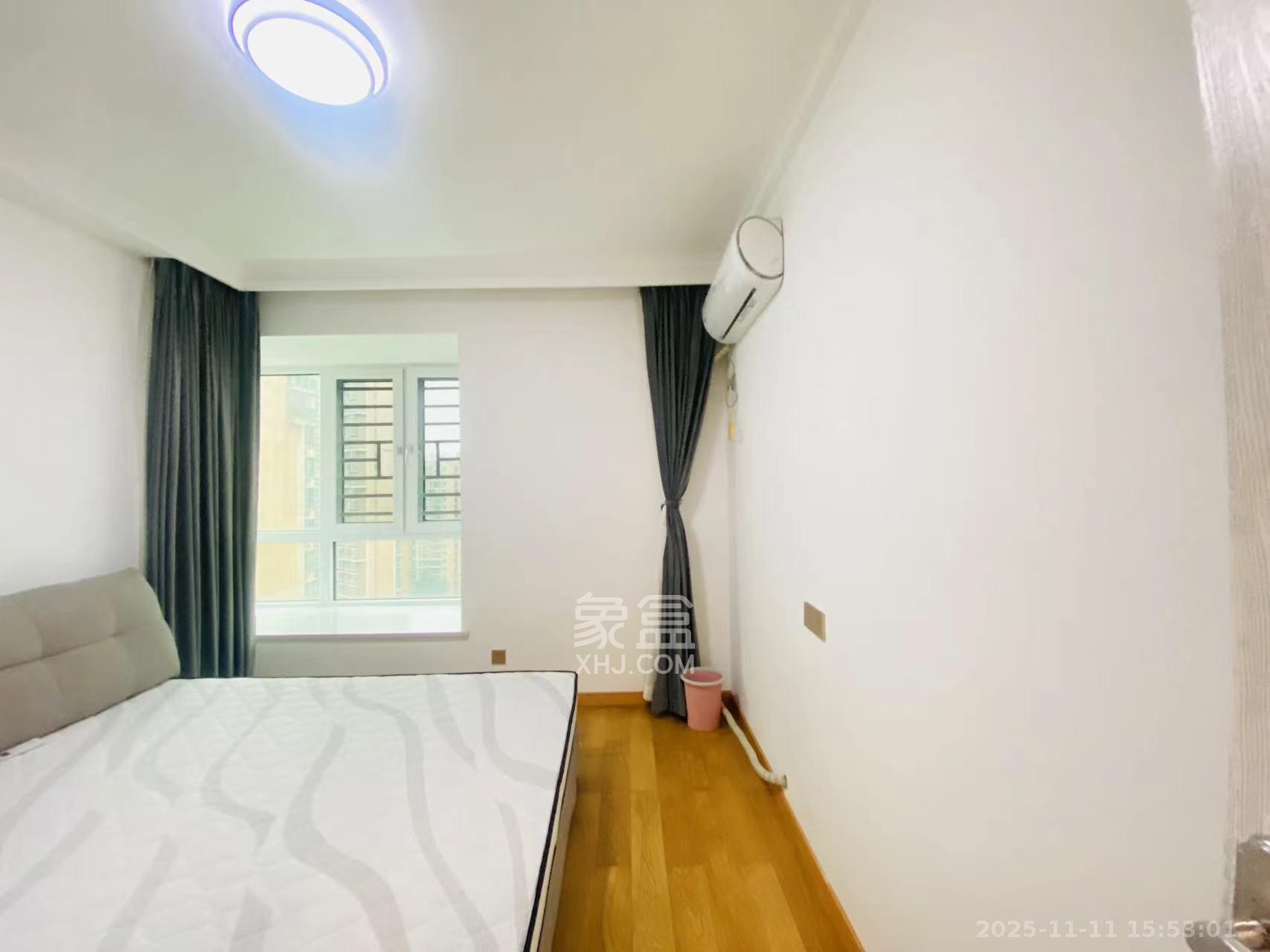 新城新世界一二三期  3室2厅1卫    3000.0元/月