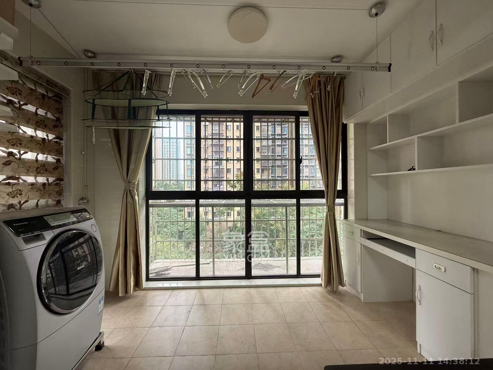 中欣楚天熙苑 2室2厅1卫 2300.0元/月 中欣楚天熙苑 2室2厅1卫 2300.0元/月室内图