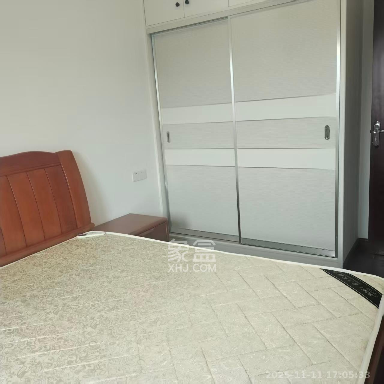 广盛华苑  3室2厅1卫    2500.0元/月室内图