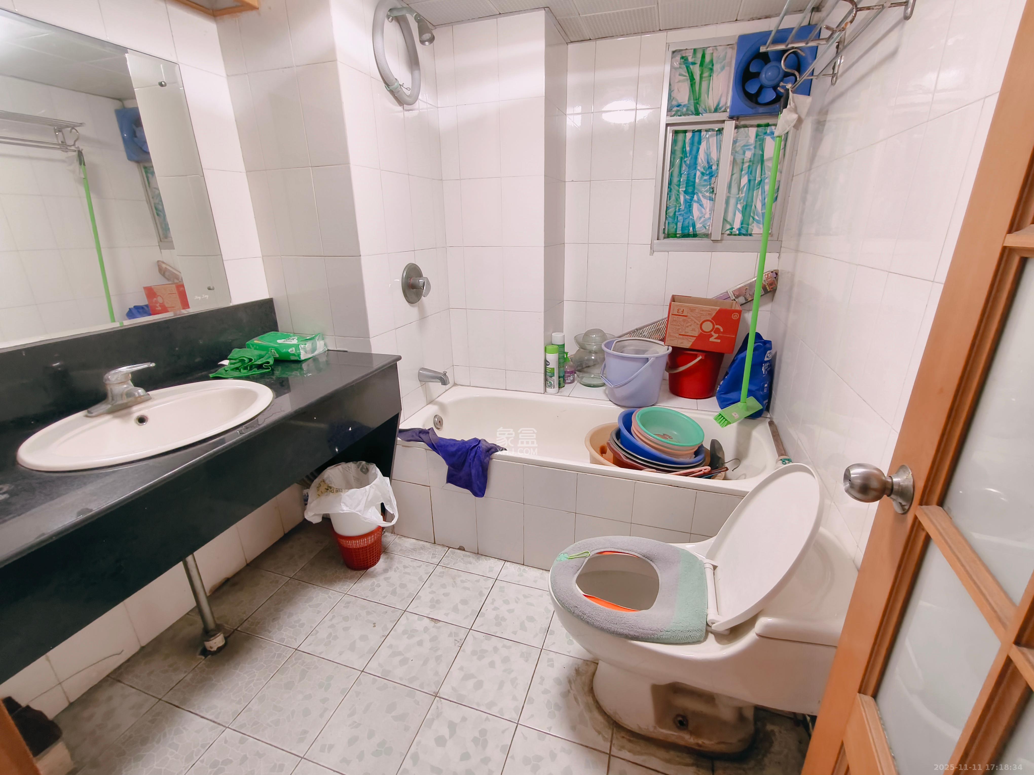 中国人民财产股份公司宿舍(人民保险公司宿舍) 3室2厅1卫 3000.0元/月 中国人民财产股份公司宿舍(人民保险公司宿舍) 3室2厅1卫 3000.0元/月室内图