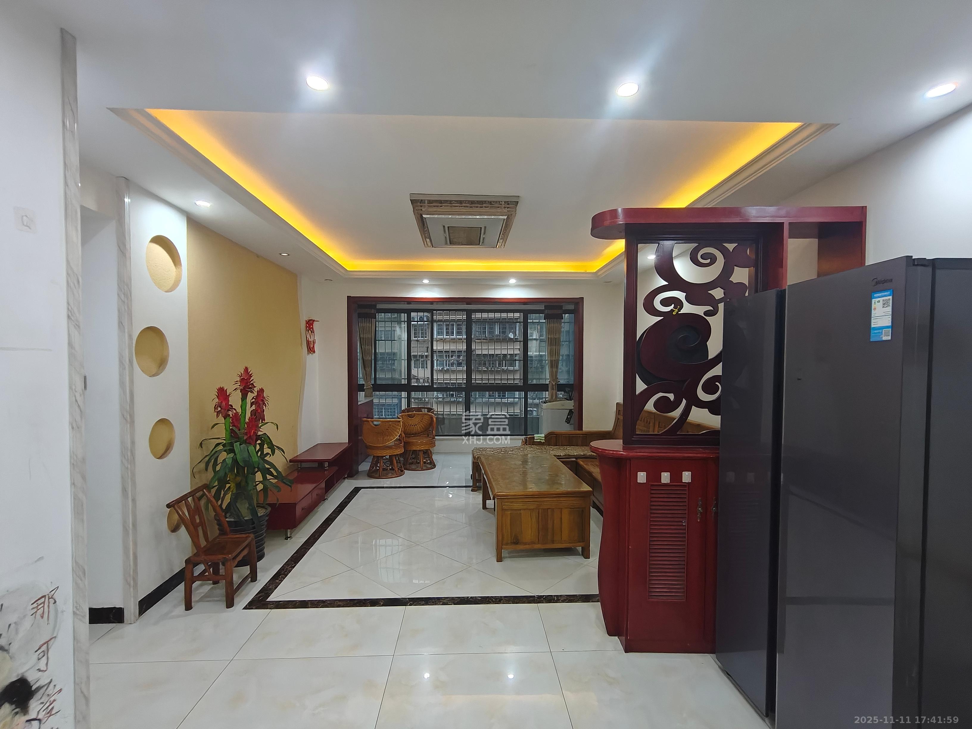 星城新宇黎雅苑  3室2厅2卫    2500.0元/月室内图