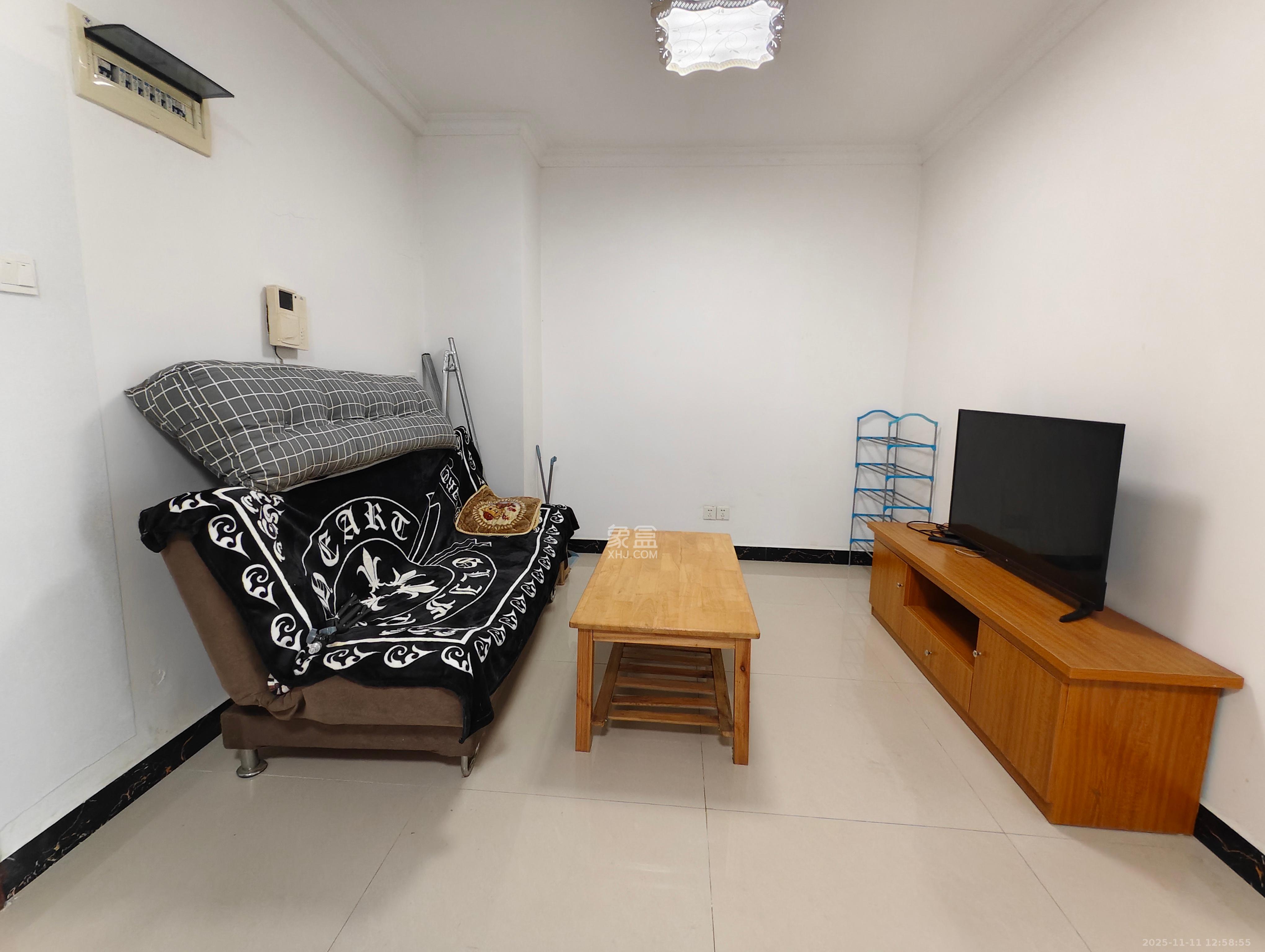 盛地尊域 1室0厅1卫 1300.0元/月 盛地尊域 1室0厅1卫 1300.0元/月室内图