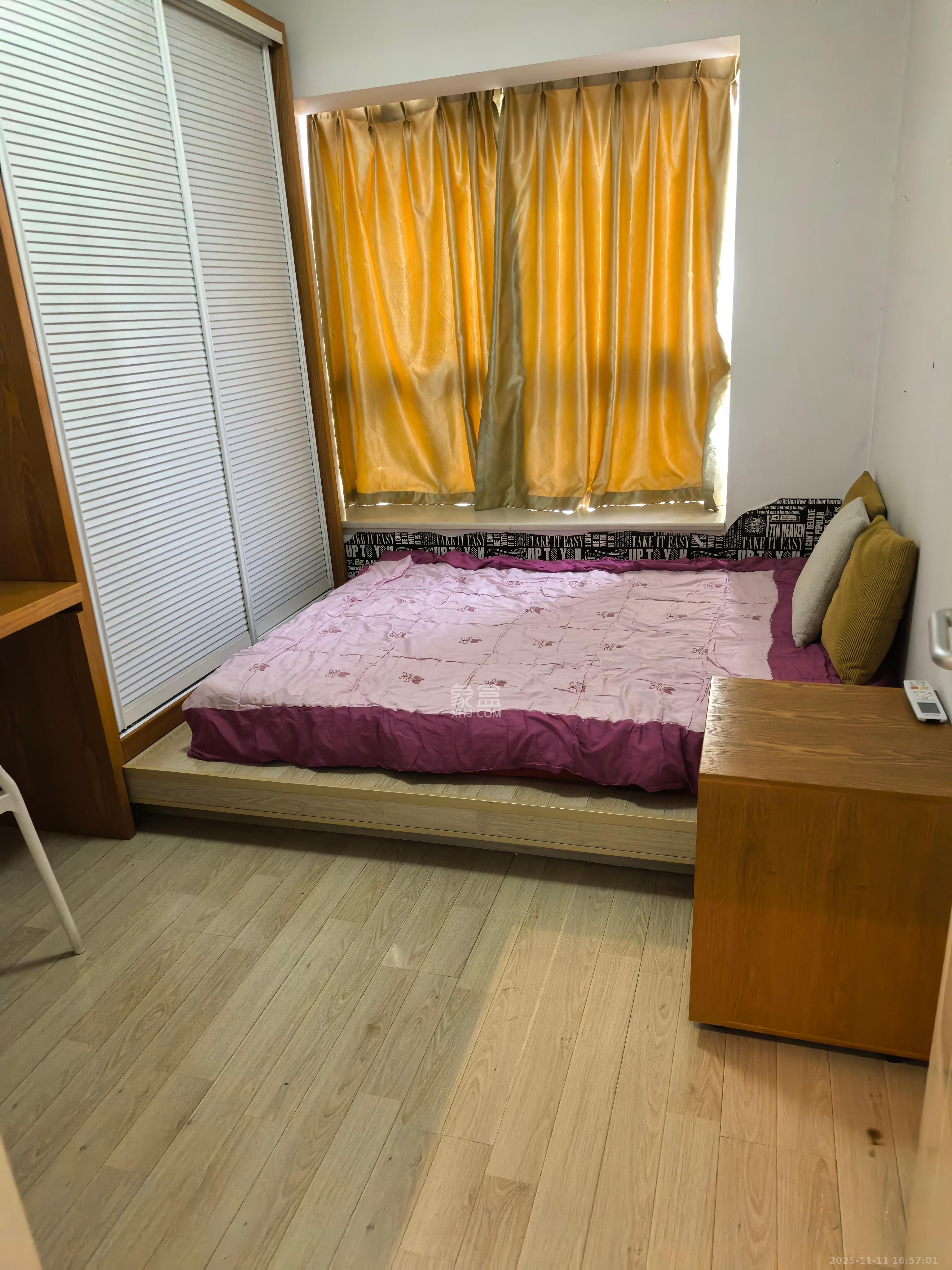 白沙晶城  1室1厅1卫    1800.0元/月室内图