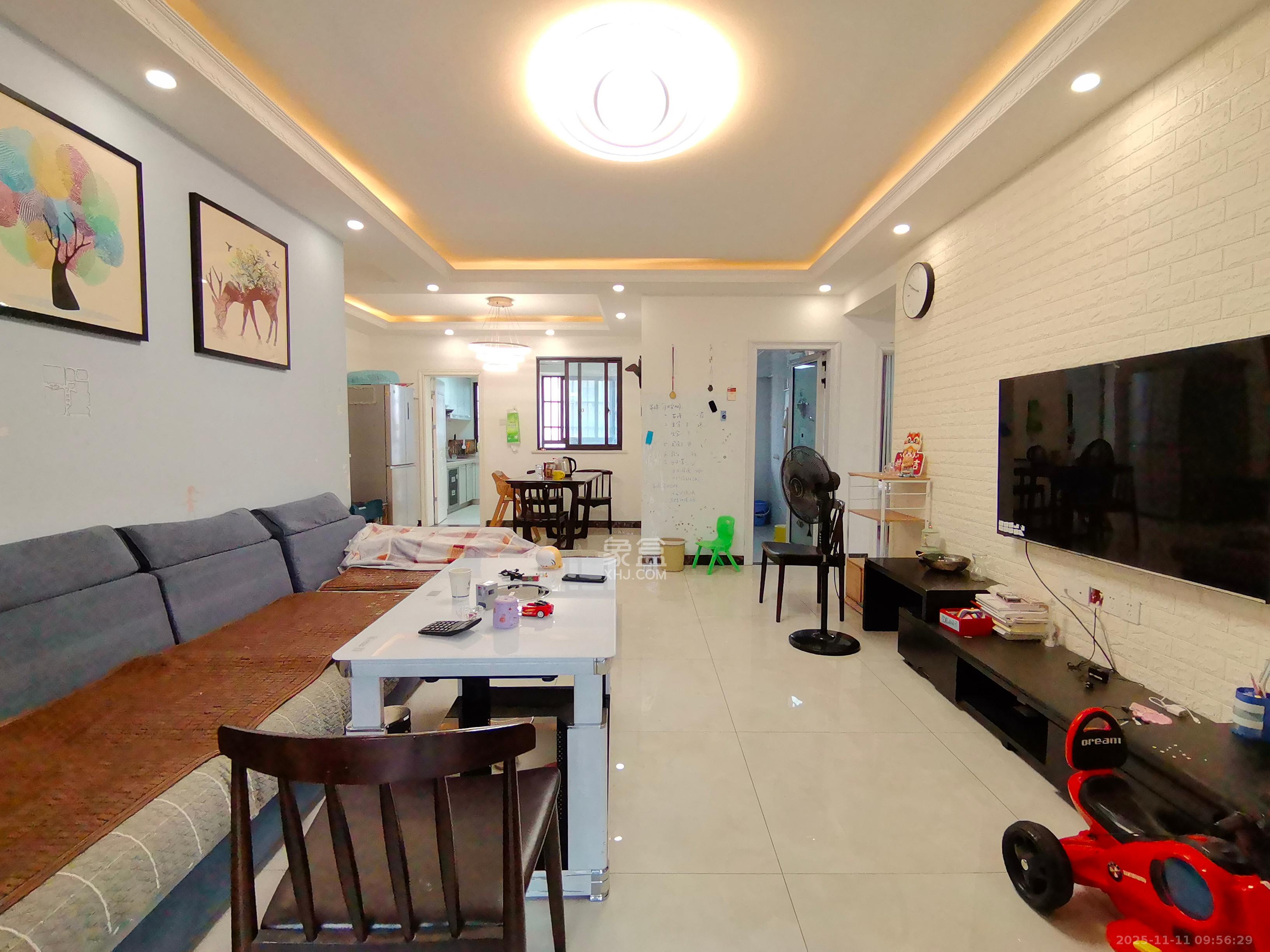 奥克斯缔壹城 3室1厅2卫 2600.0元/月 奥克斯缔壹城 3室1厅2卫 2600.0元/月室内图