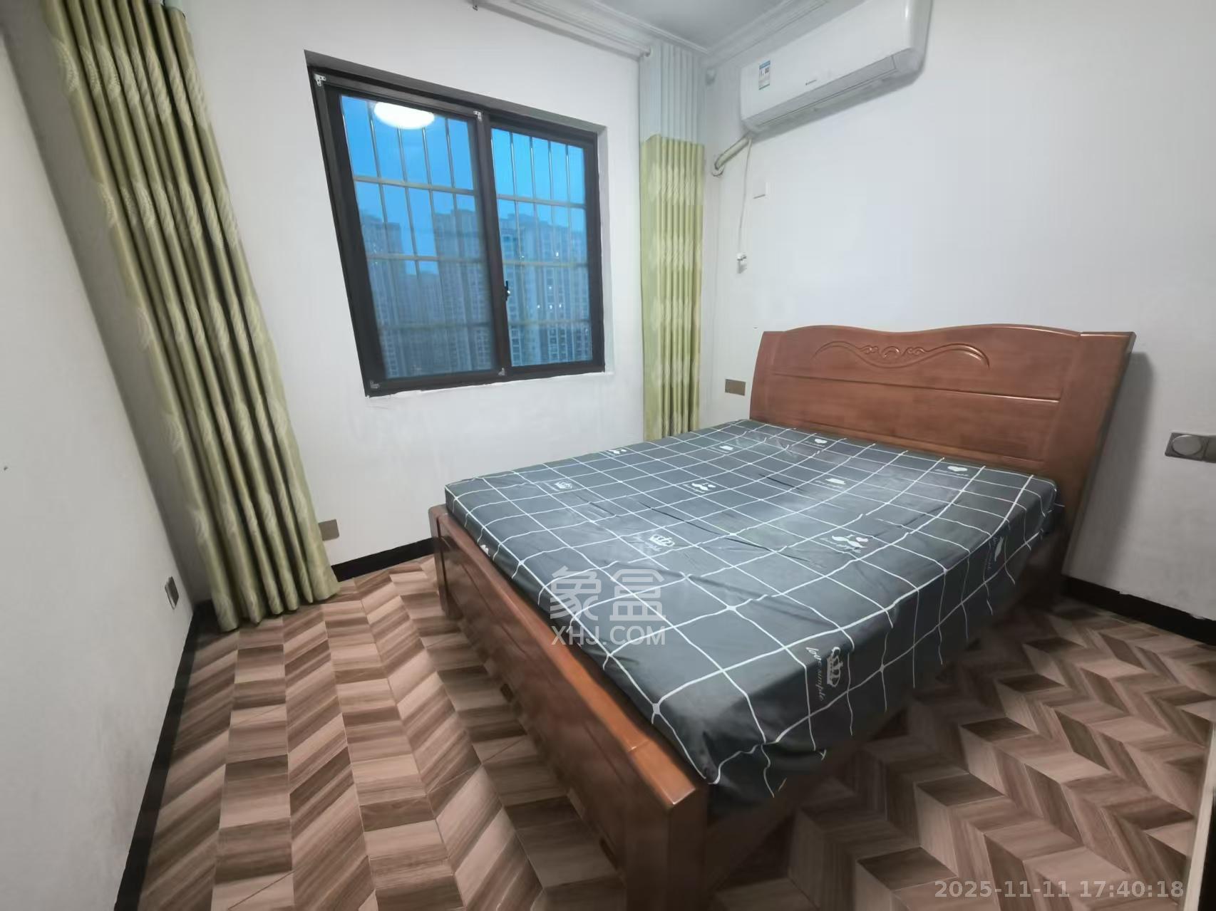 联丰苑  3室2厅2卫    2000.0元/月室内图