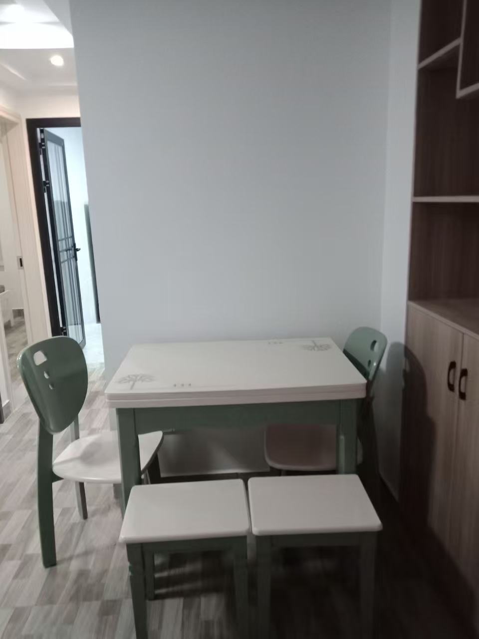 美的梧桐庄园  1室1厅1卫    1600.0元/月室内图