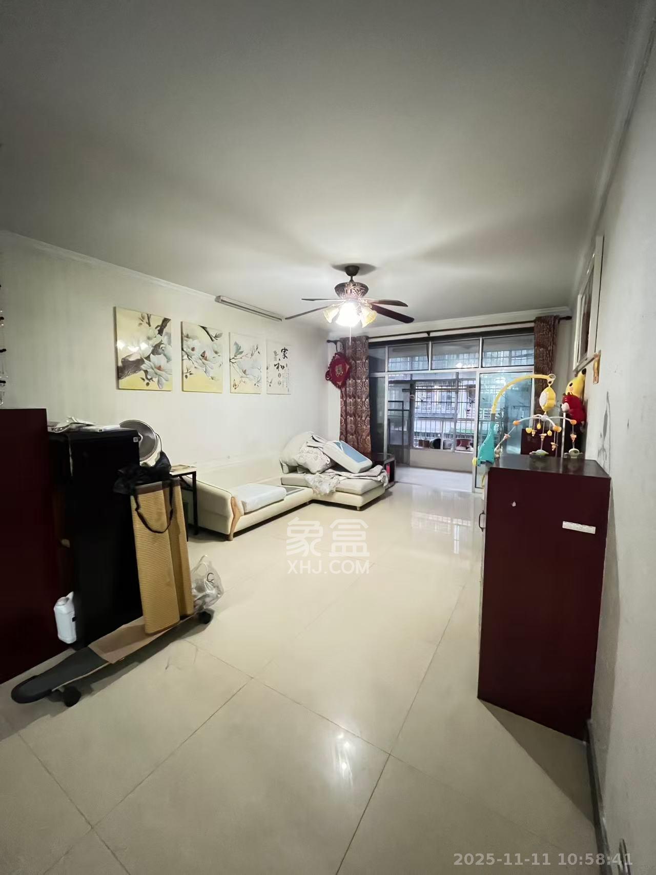 锑都家园 3室2厅2卫 1500.0元/月 锑都家园 3室2厅2卫 1500.0元/月室内图