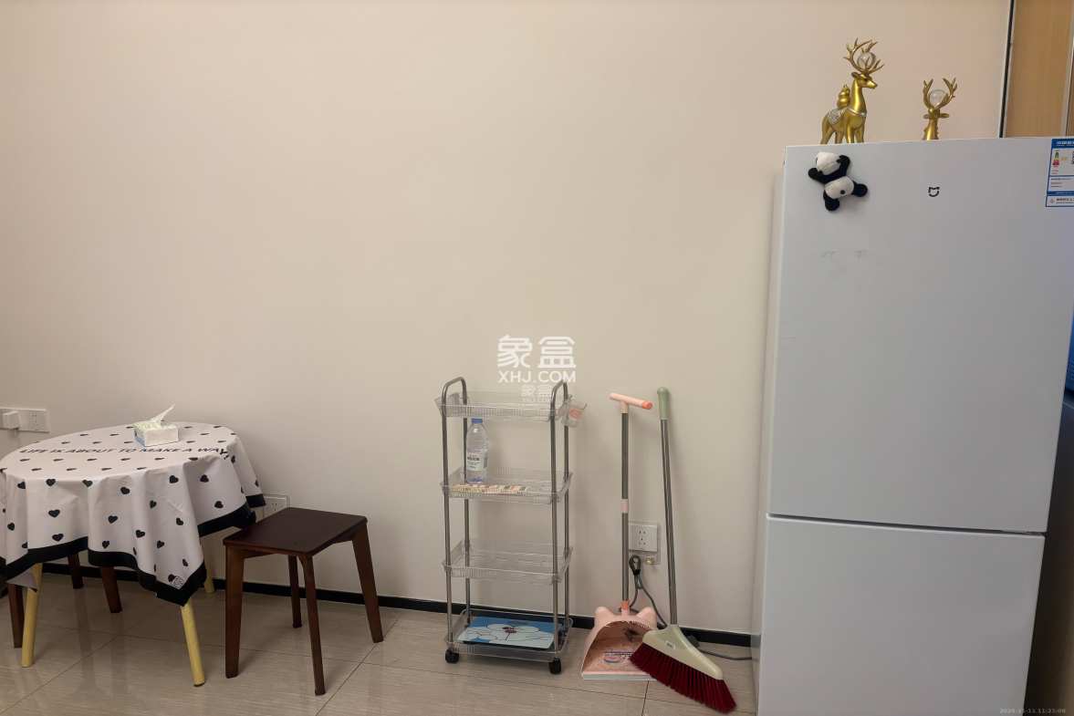 恒大珺悦府 1室1厅1卫 1800.0元/月 恒大珺悦府 1室1厅1卫 1800.0元/月室内图