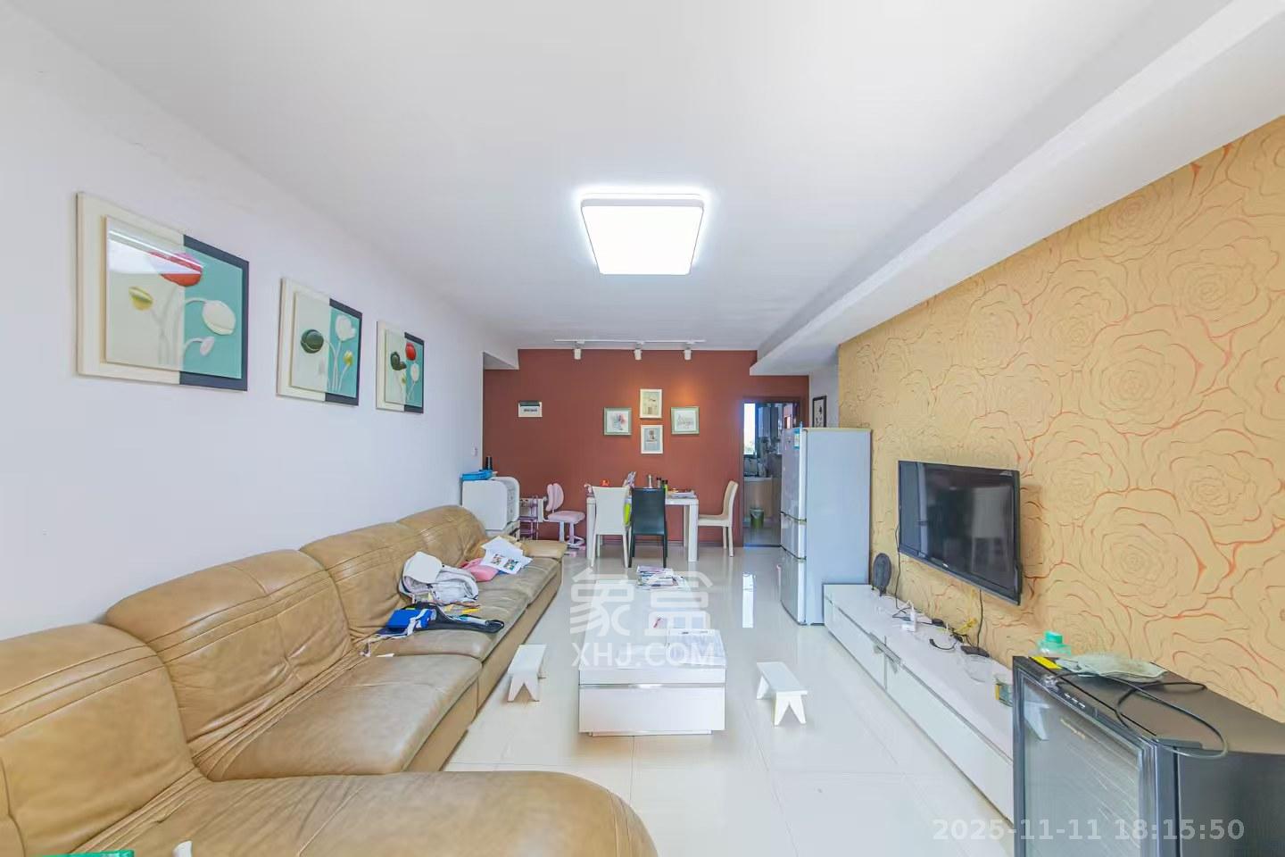 绿地公馆(绿地名邸) 2室2厅1卫 2200.0元/月 绿地公馆(绿地名邸) 2室2厅1卫 2200.0元/月室内图