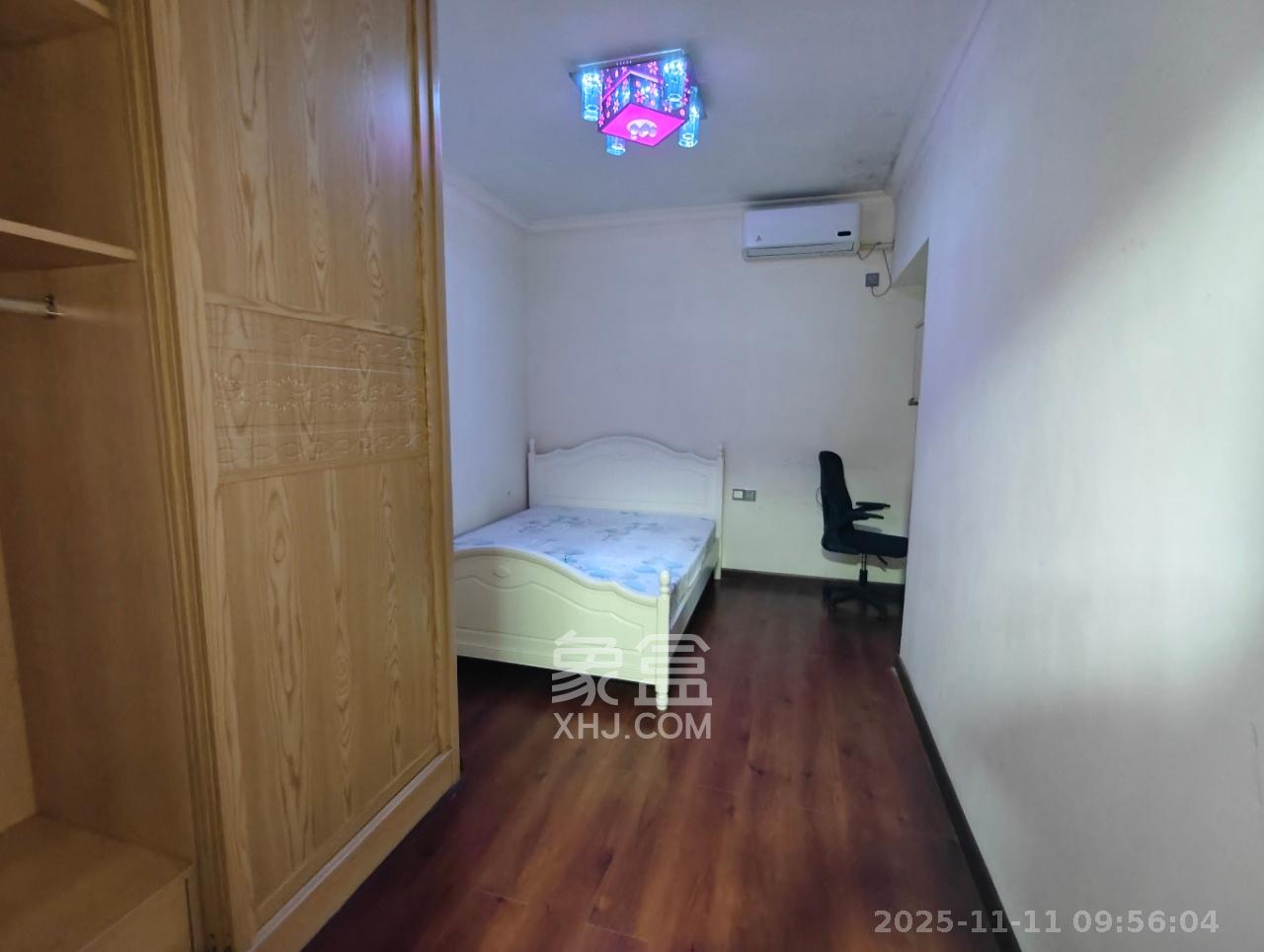 中海国际一期 3室2厅2卫 1900.0元/月 中海国际一期 3室2厅2卫 1900.0元/月室内图