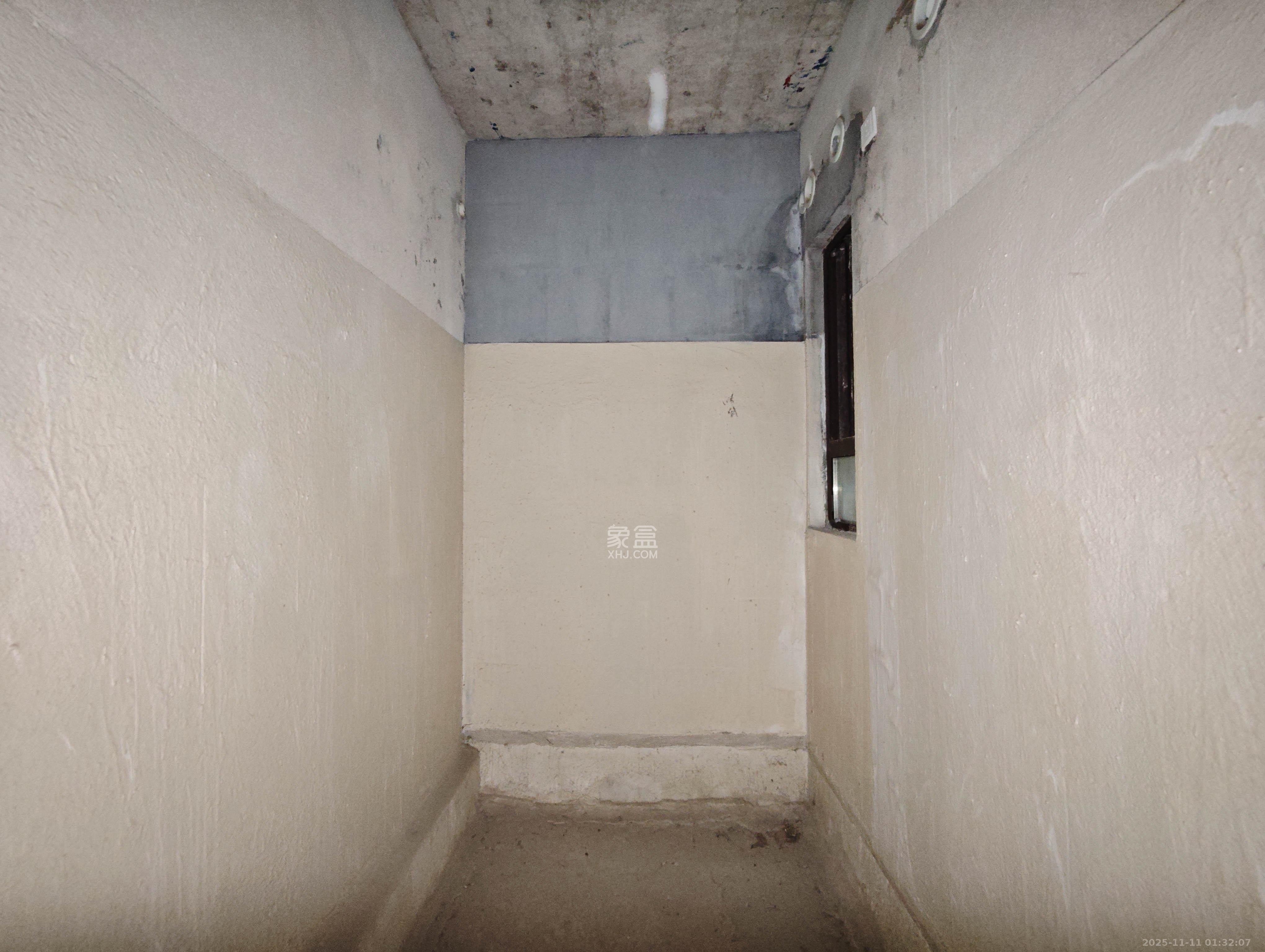 保利城（中航城国际社区、郡原美村）  4室2厅2卫    126.8万卫生间