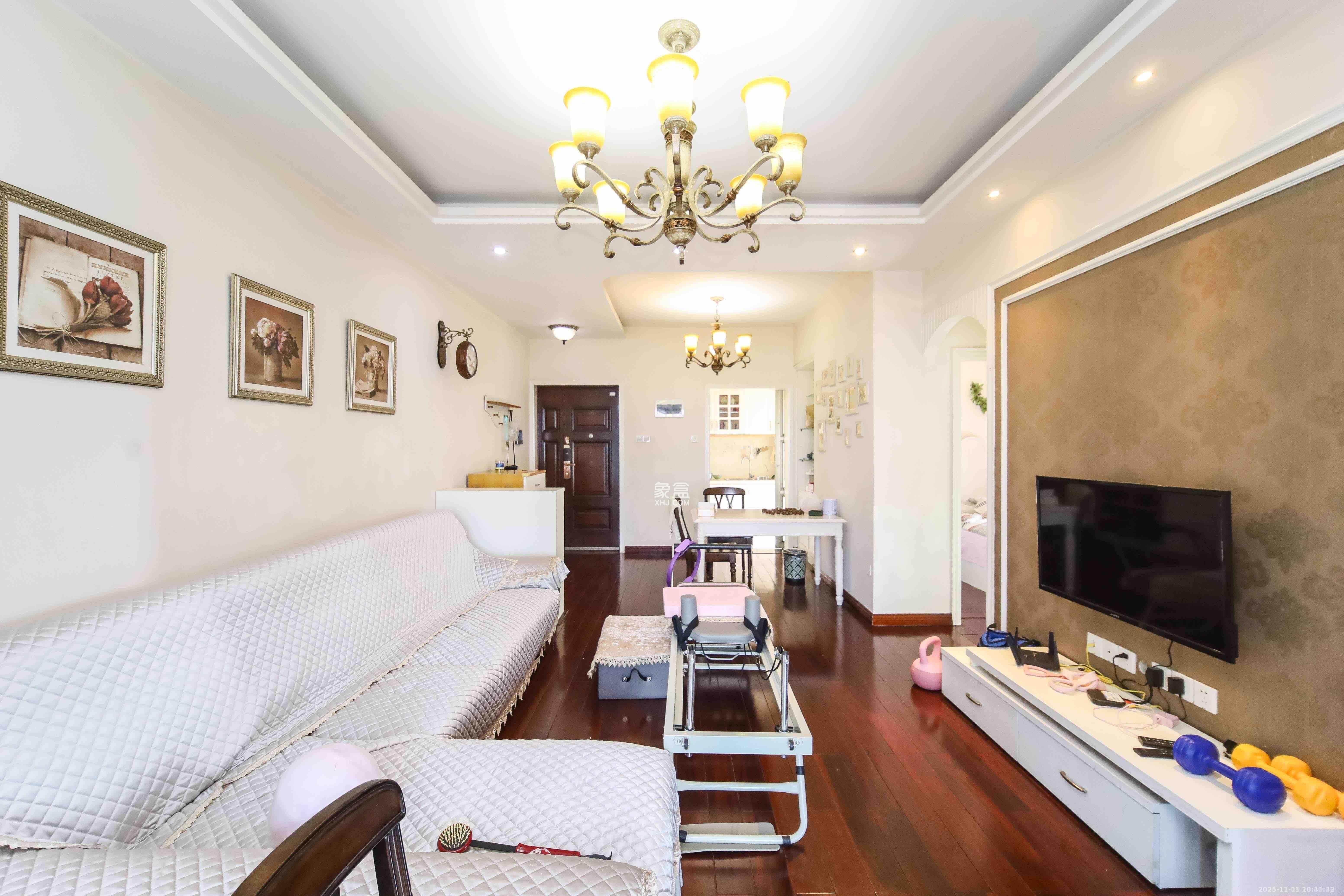 湘域熙岸  3室1厅1卫    2800.0元/月室内图