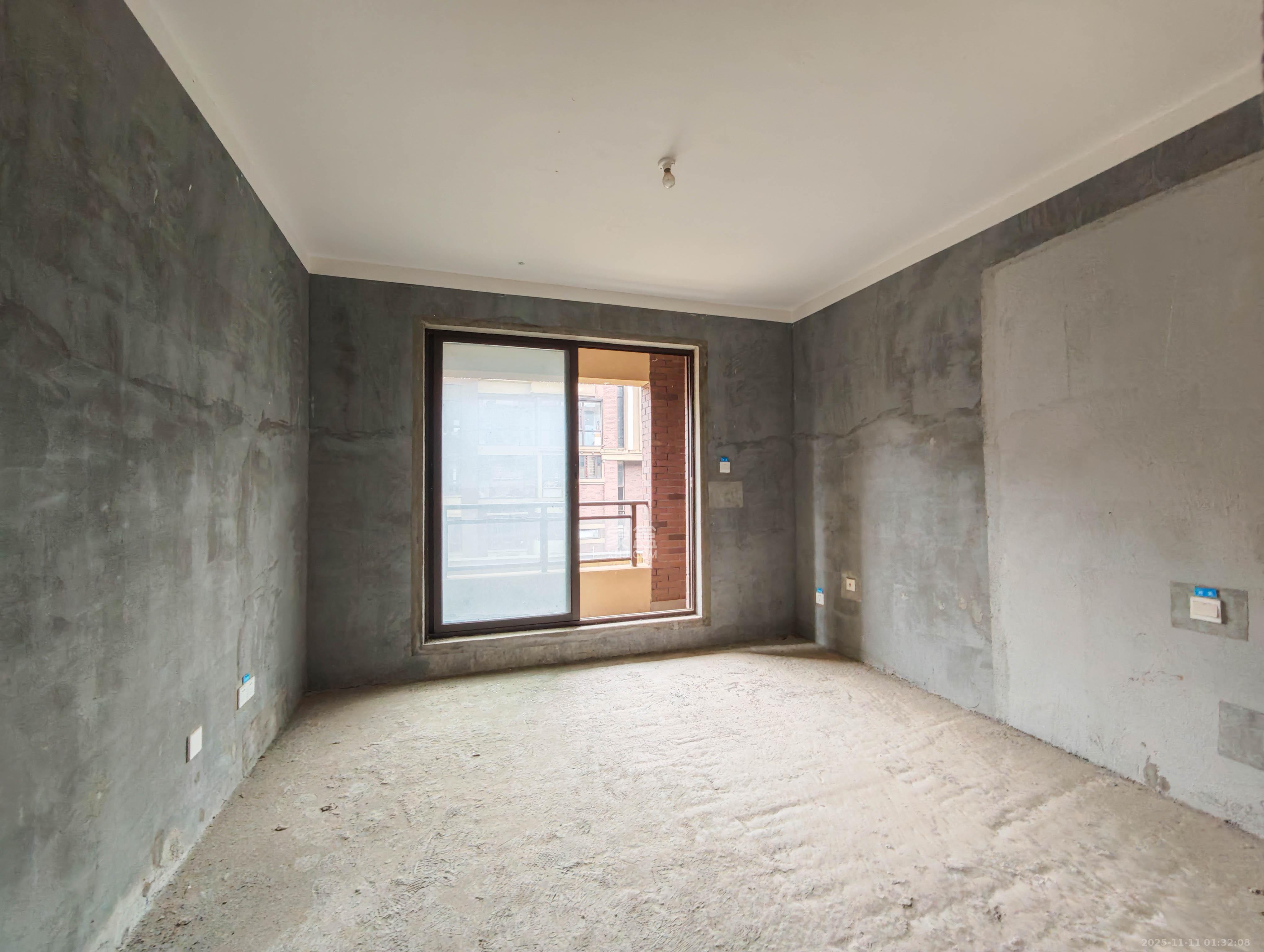 保利城（中航城国际社区、郡原美村）  4室2厅2卫    126.8万卧室