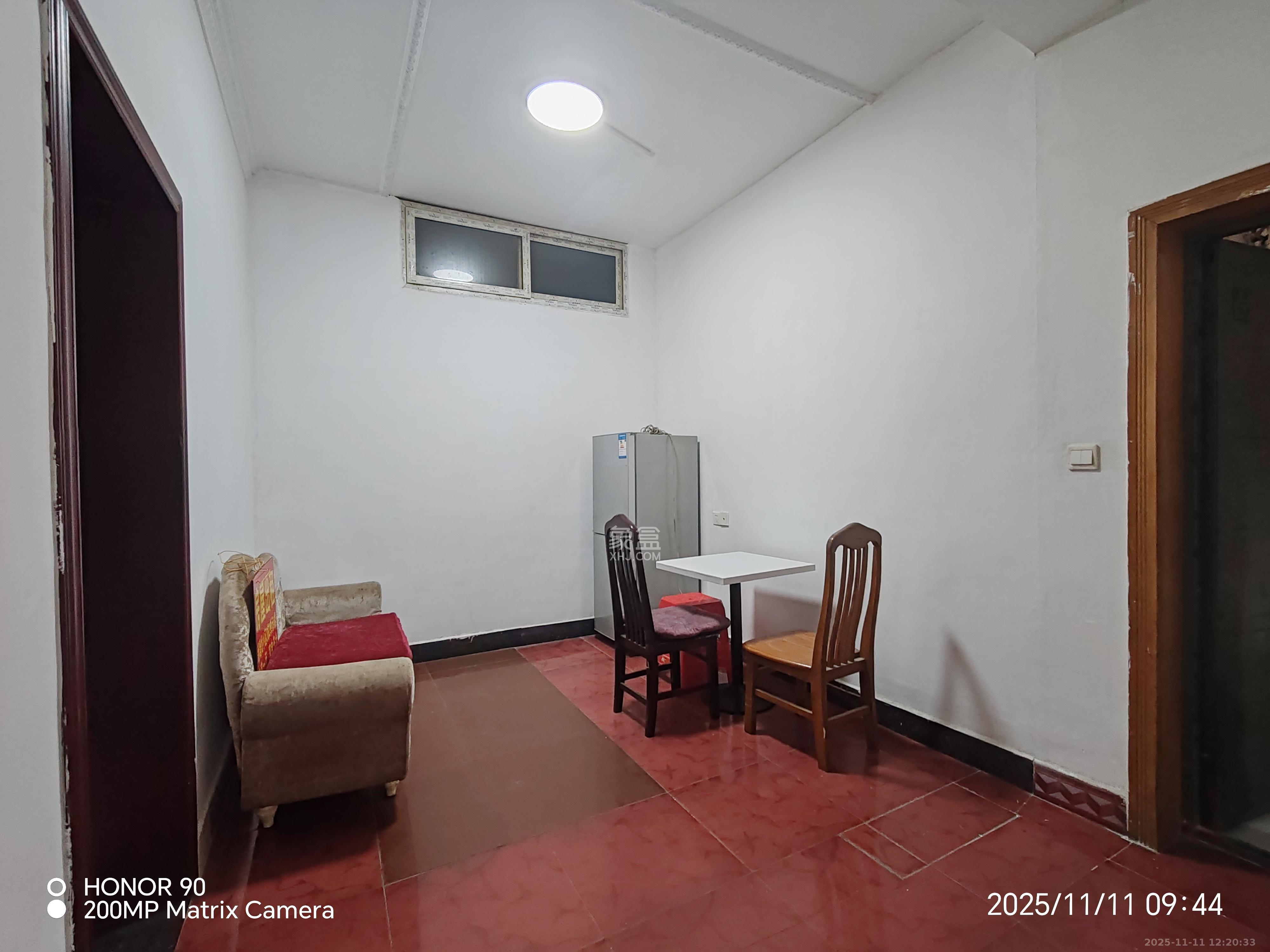 新塘垅小区(高桥物流园) 2室1厅1卫 1200.0元/月 新塘垅小区(高桥物流园) 2室1厅1卫 1200.0元/月室内图