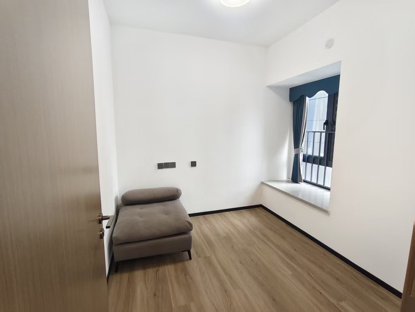 华润海口时光里  3室2厅2卫    3500.0元/月室内图