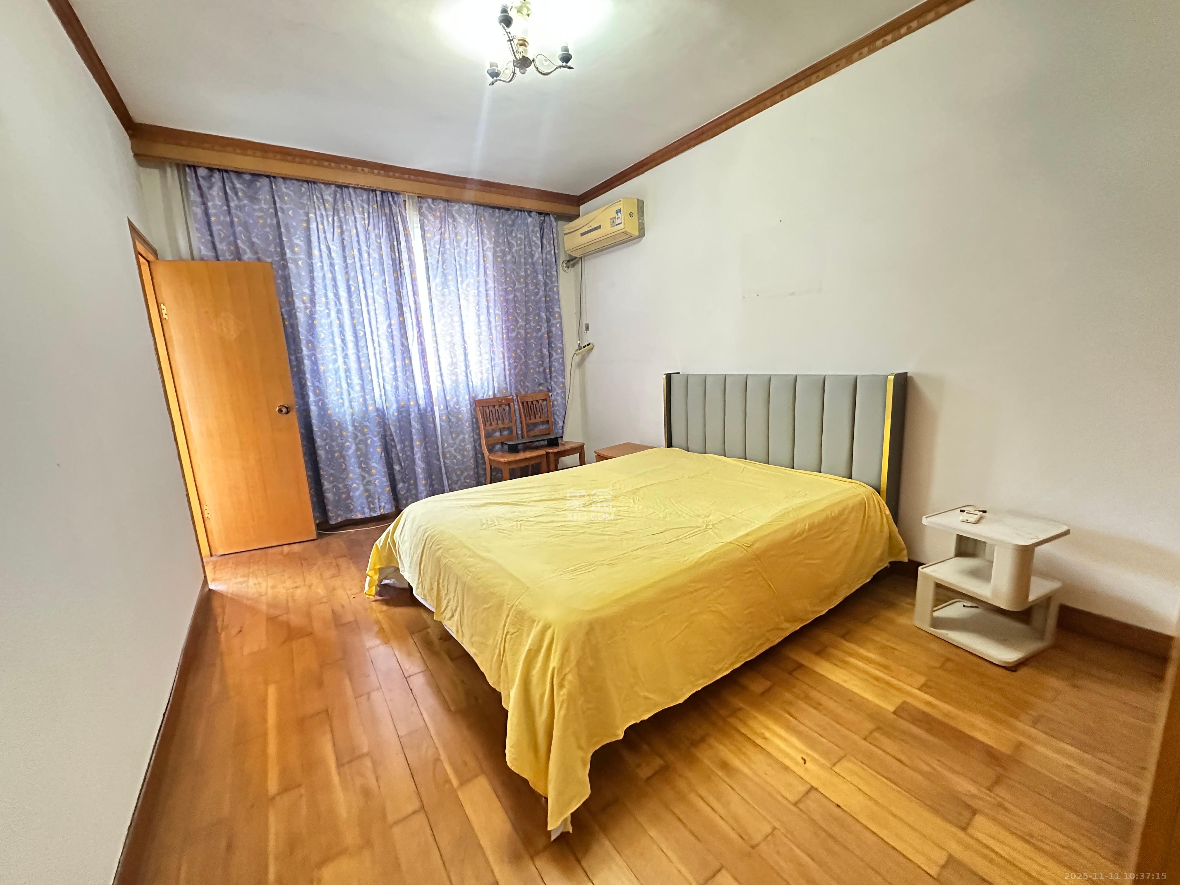 彭家井散盘  3室2厅1卫    1800.0元/月室内图