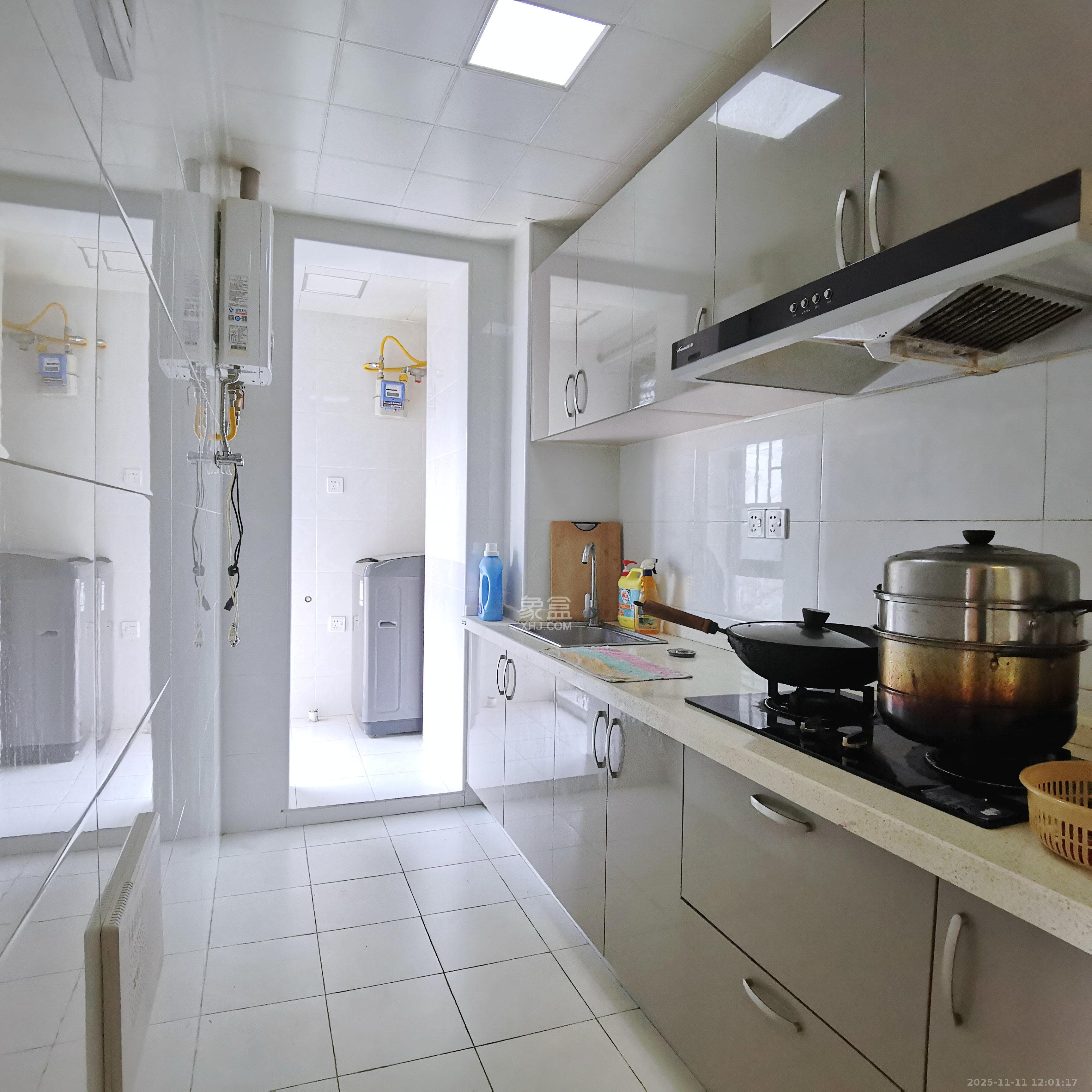 保利西海岸B区  2室2厅1卫    2800.0元/月室内图