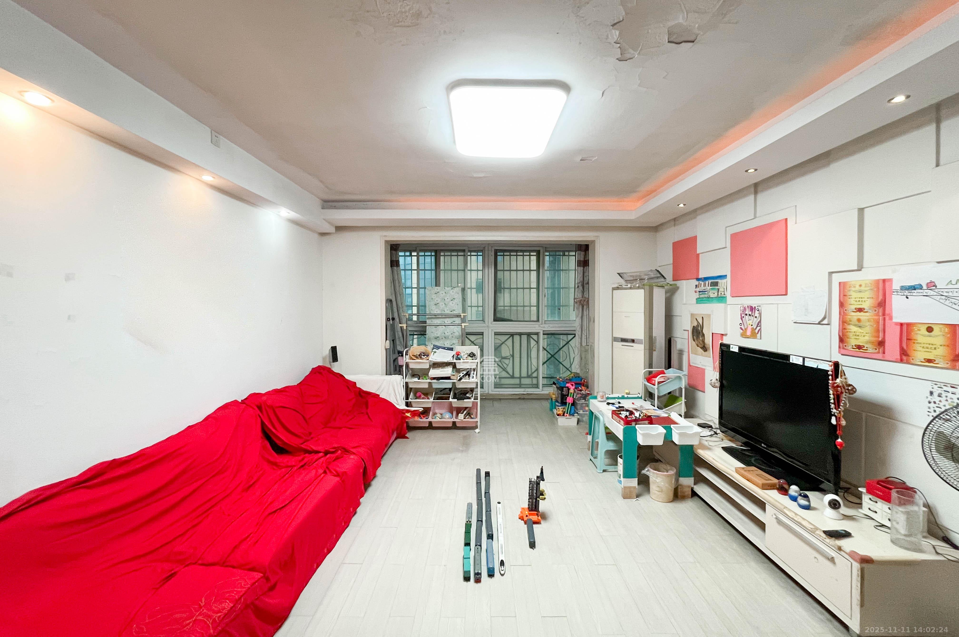 格林星城  3室2厅2卫    110.0万