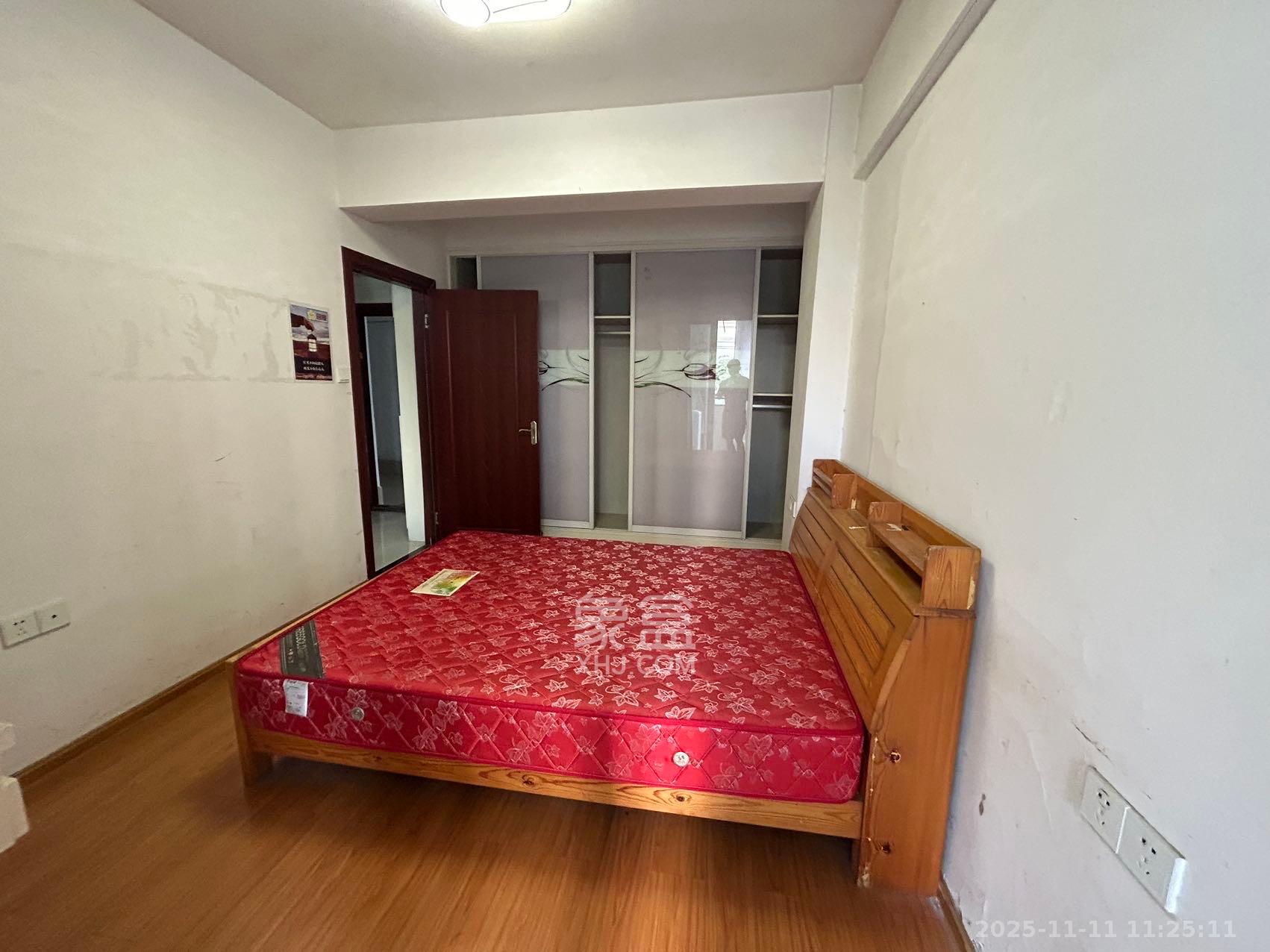 钱隆学府一、二期 2室1厅1卫 1500.0元/月 钱隆学府一、二期 2室1厅1卫 1500.0元/月室内图