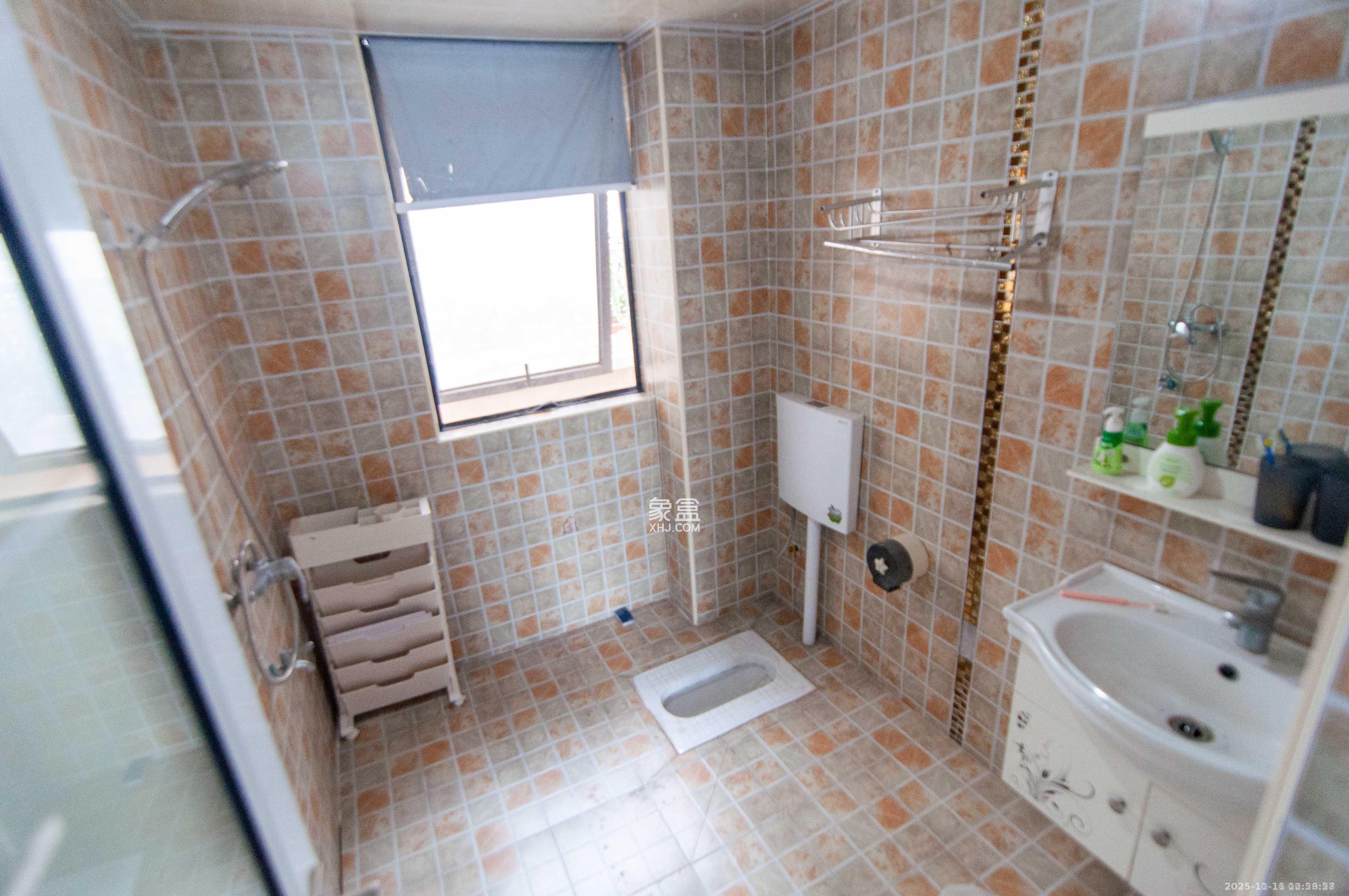 君康家园（梅溪湖七喜街）  3室2厅2卫    2600.0元/月室内图