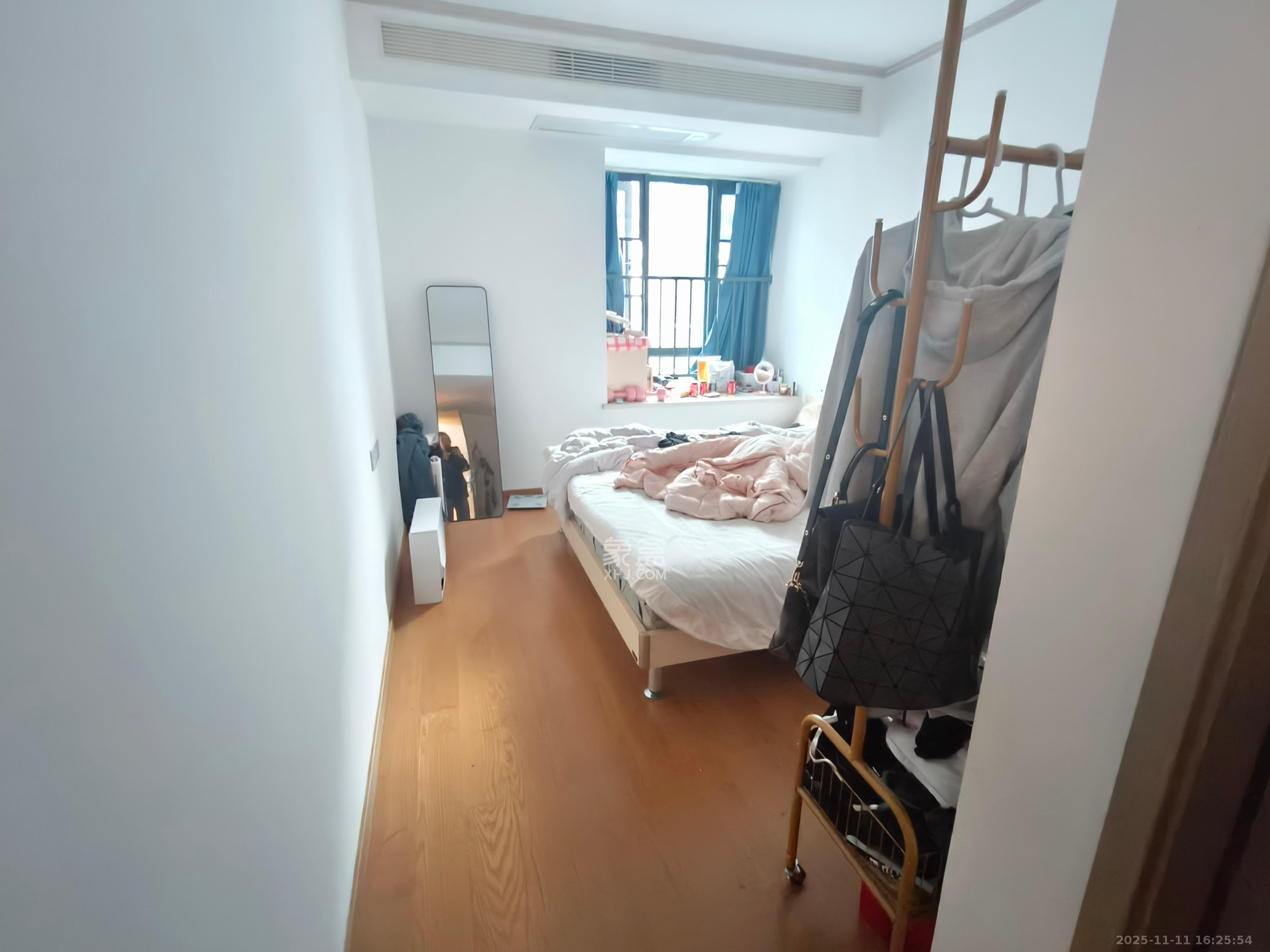 清控湖山雅居南区 3室2厅2卫 2600.0元/月 清控湖山雅居南区 3室2厅2卫 2600.0元/月室内图