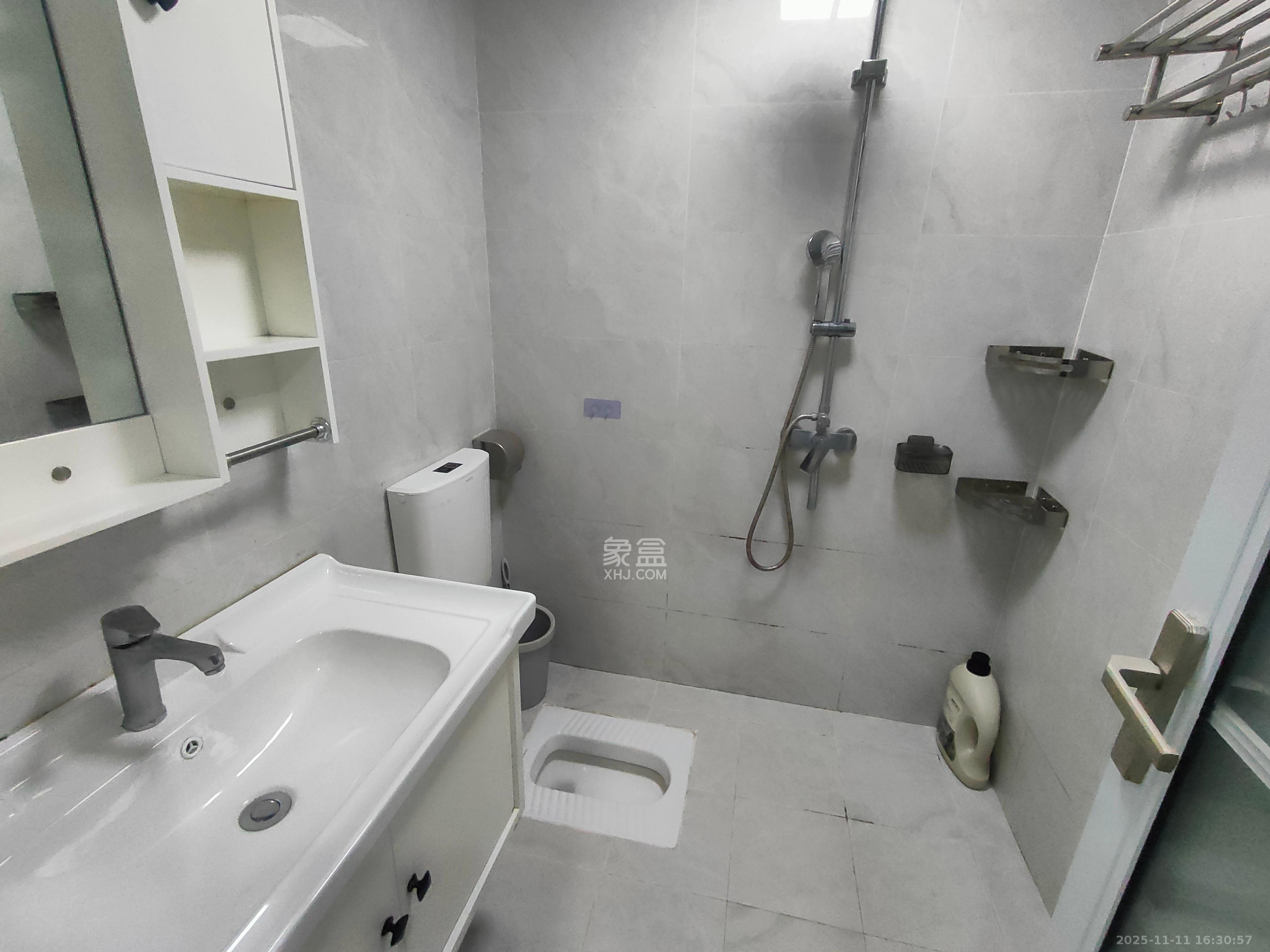 明发国际城  1室0厅0卫    1600.0元/月室内图