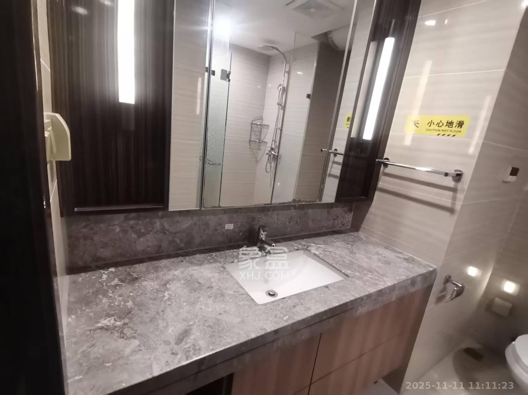 华远国际公寓  1室1厅1卫    2900.0元/月室内图