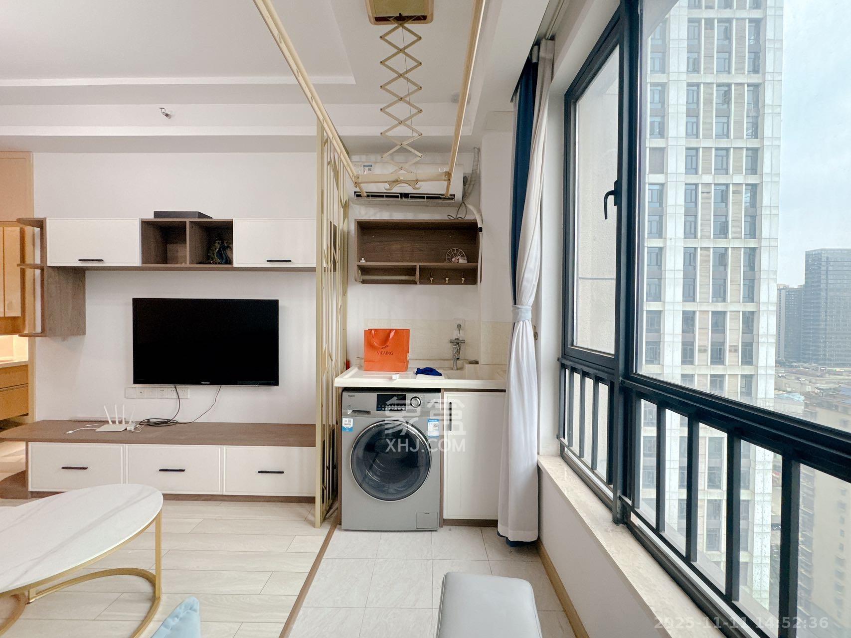 启迪协信中心  2室1厅1卫    2700.0元/月室内图