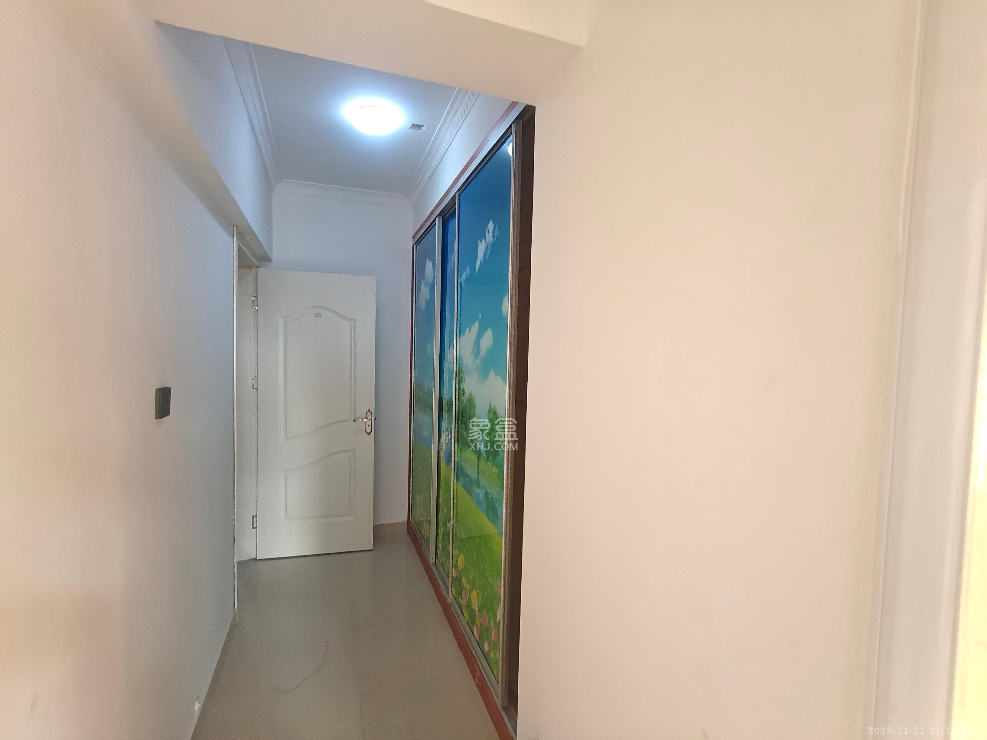 未来城科学家园  1室1厅1卫    1200.0元/月室内图