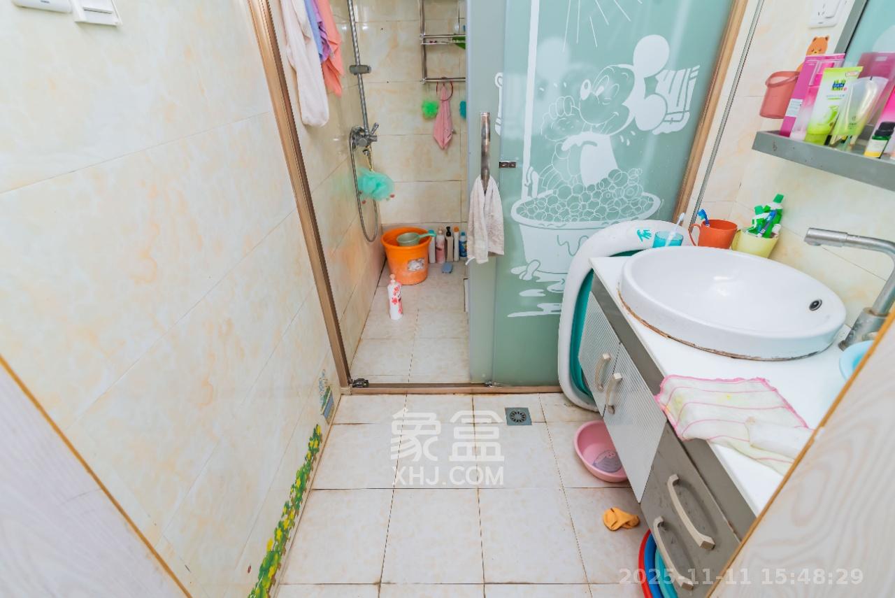 长大卧琥  2室2厅1卫    2300.0元/月室内图