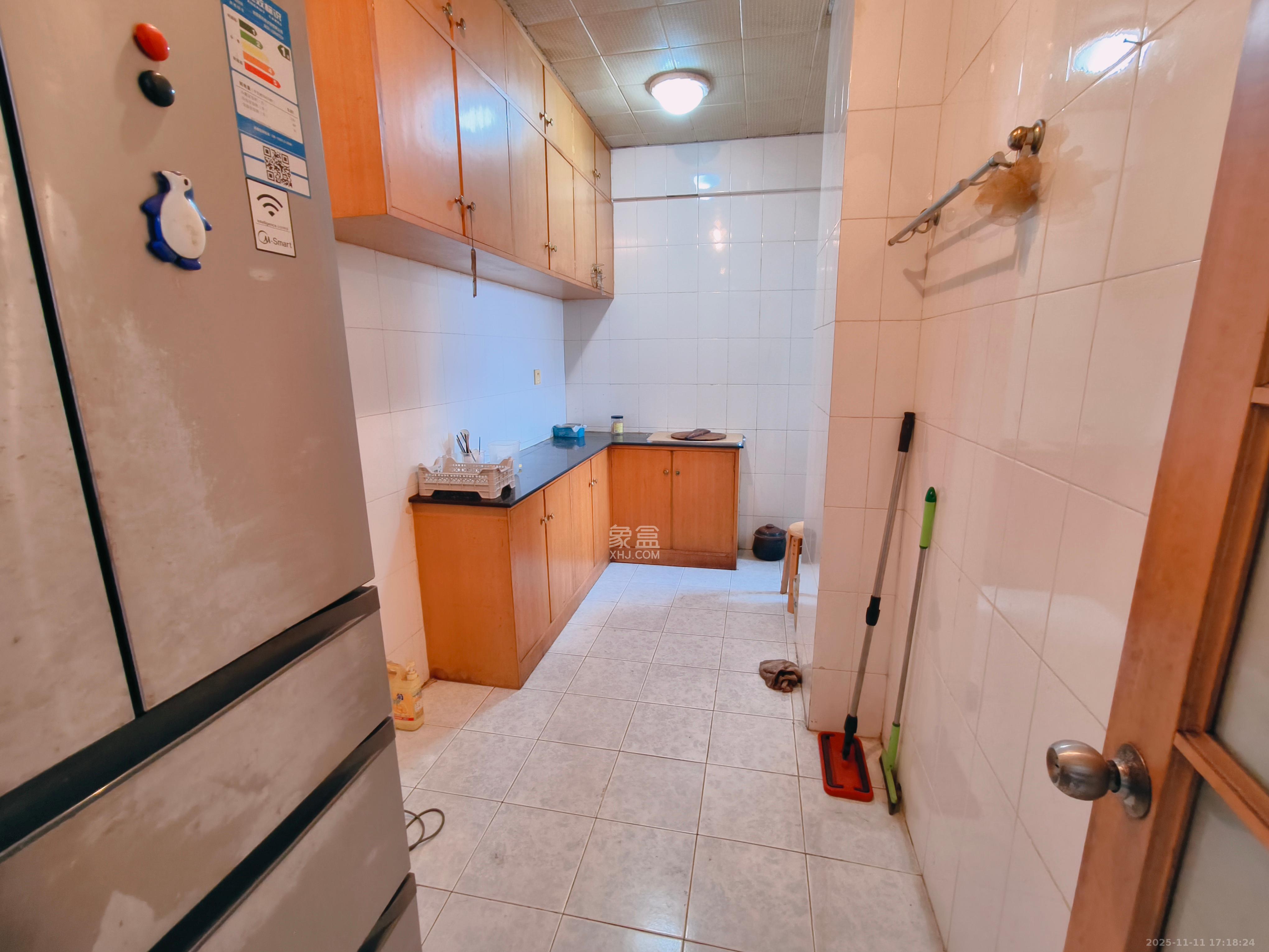 中国人民财产股份公司宿舍（人民保险公司宿舍）  3室2厅1卫    3000.0元/月室内图