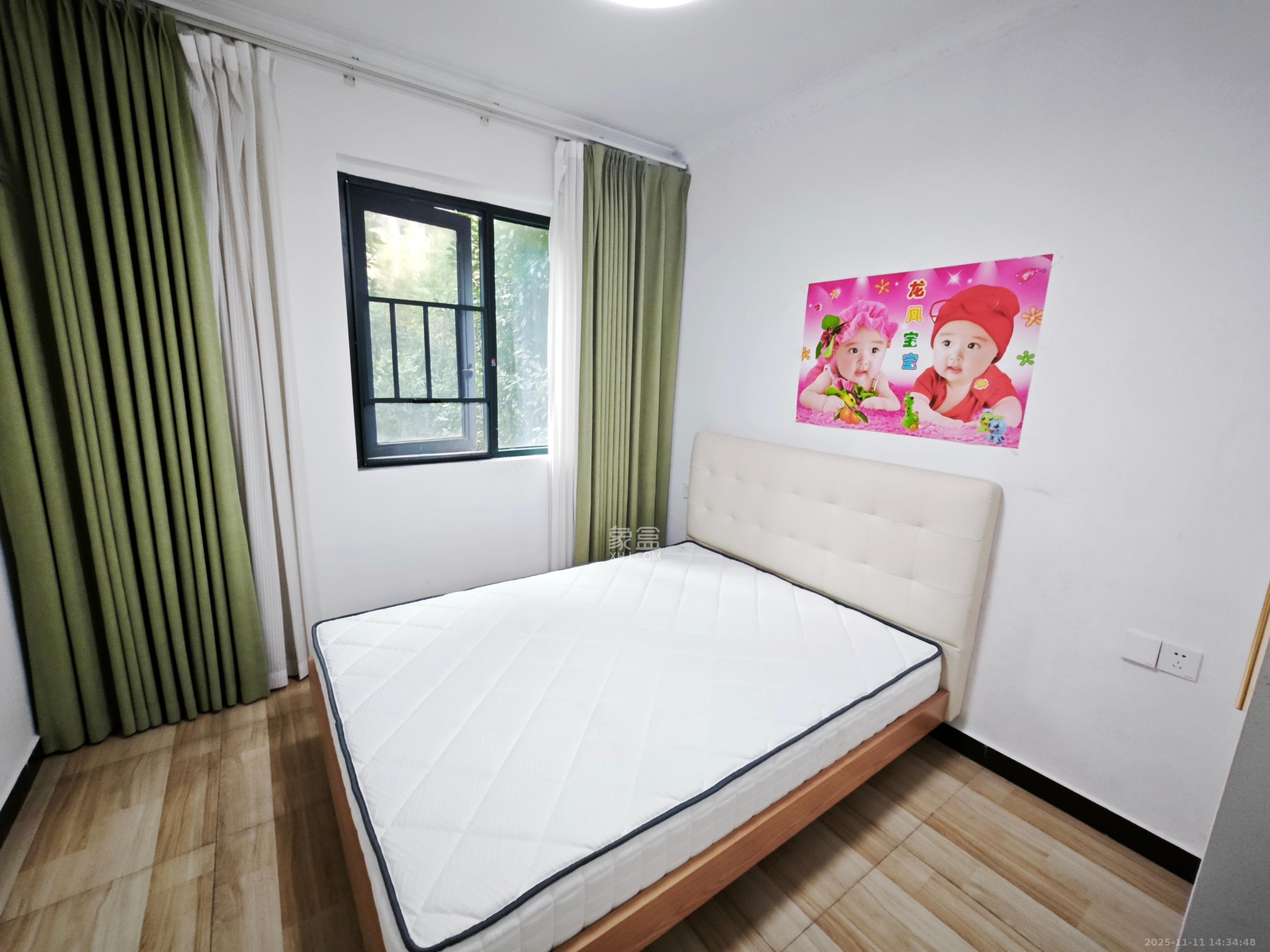 长房云时代 3室2厅1卫 1900.0元/月 长房云时代 3室2厅1卫 1900.0元/月室内图