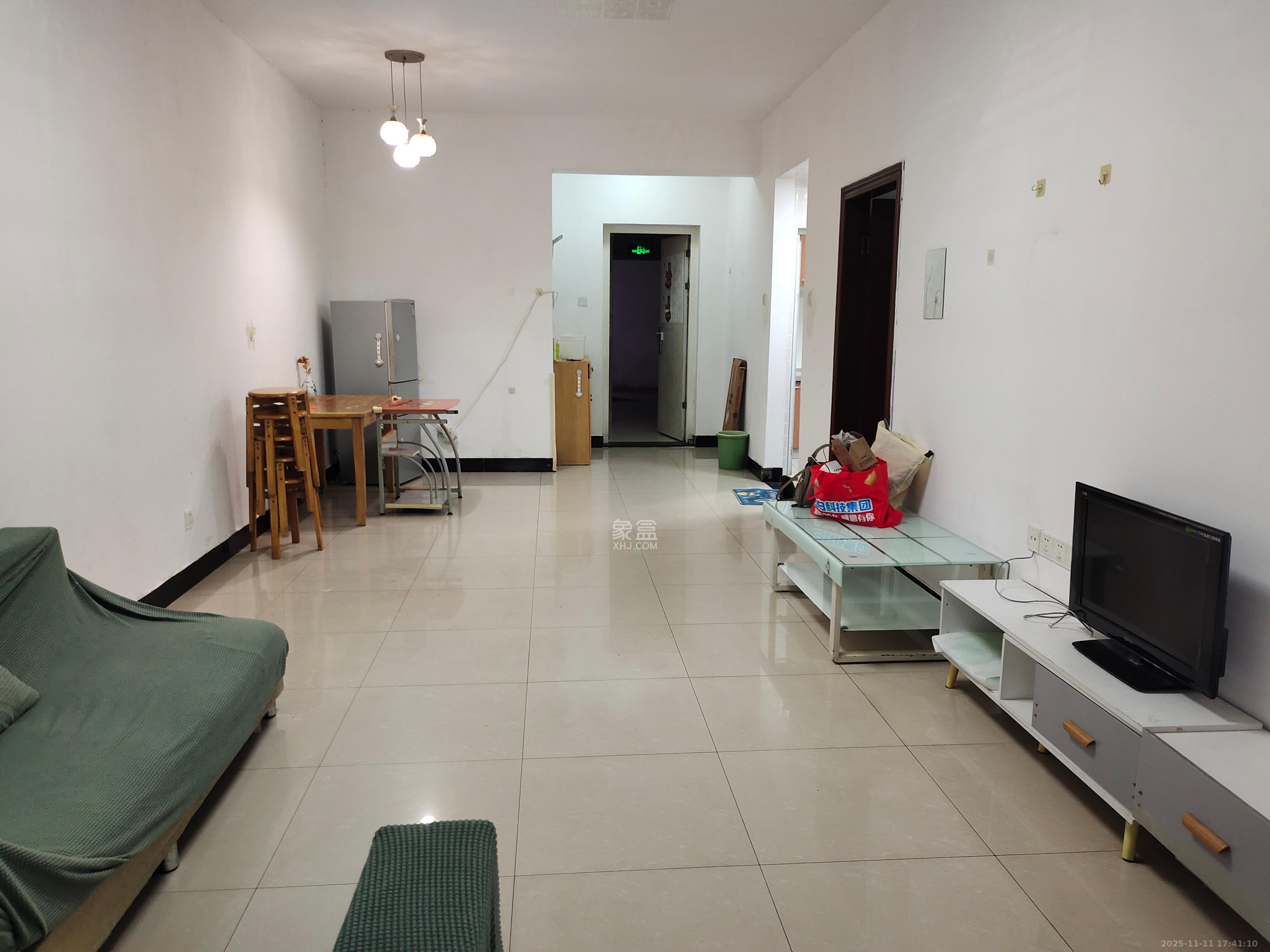 米兰春天  2室2厅1卫    1650.0元/月室内图