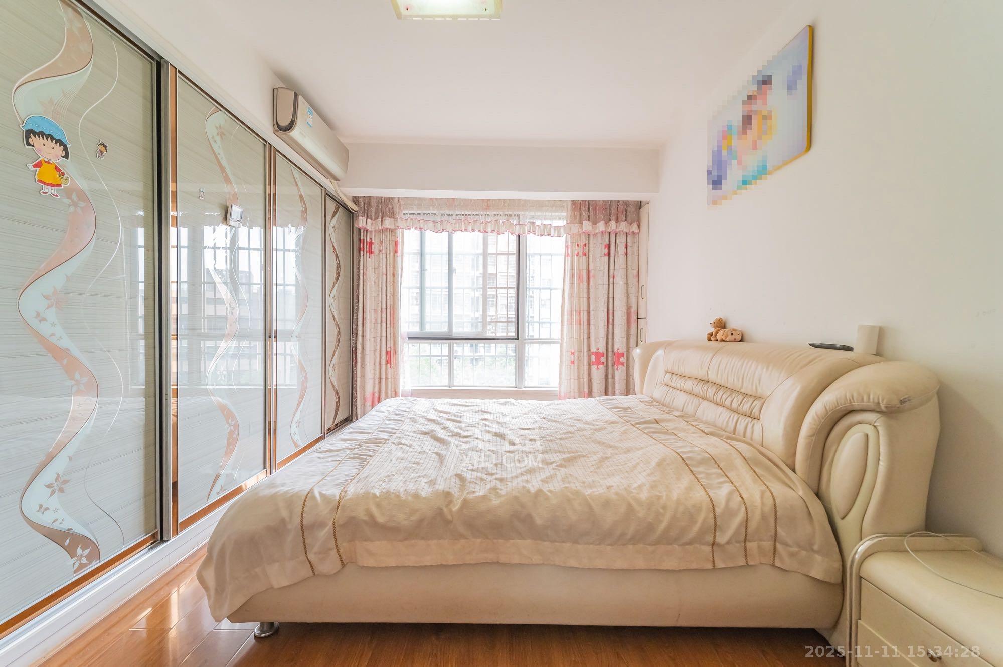 筑梦佳园 4室2厅2卫 2000.0元/月 筑梦佳园 4室2厅2卫 2000.0元/月室内图