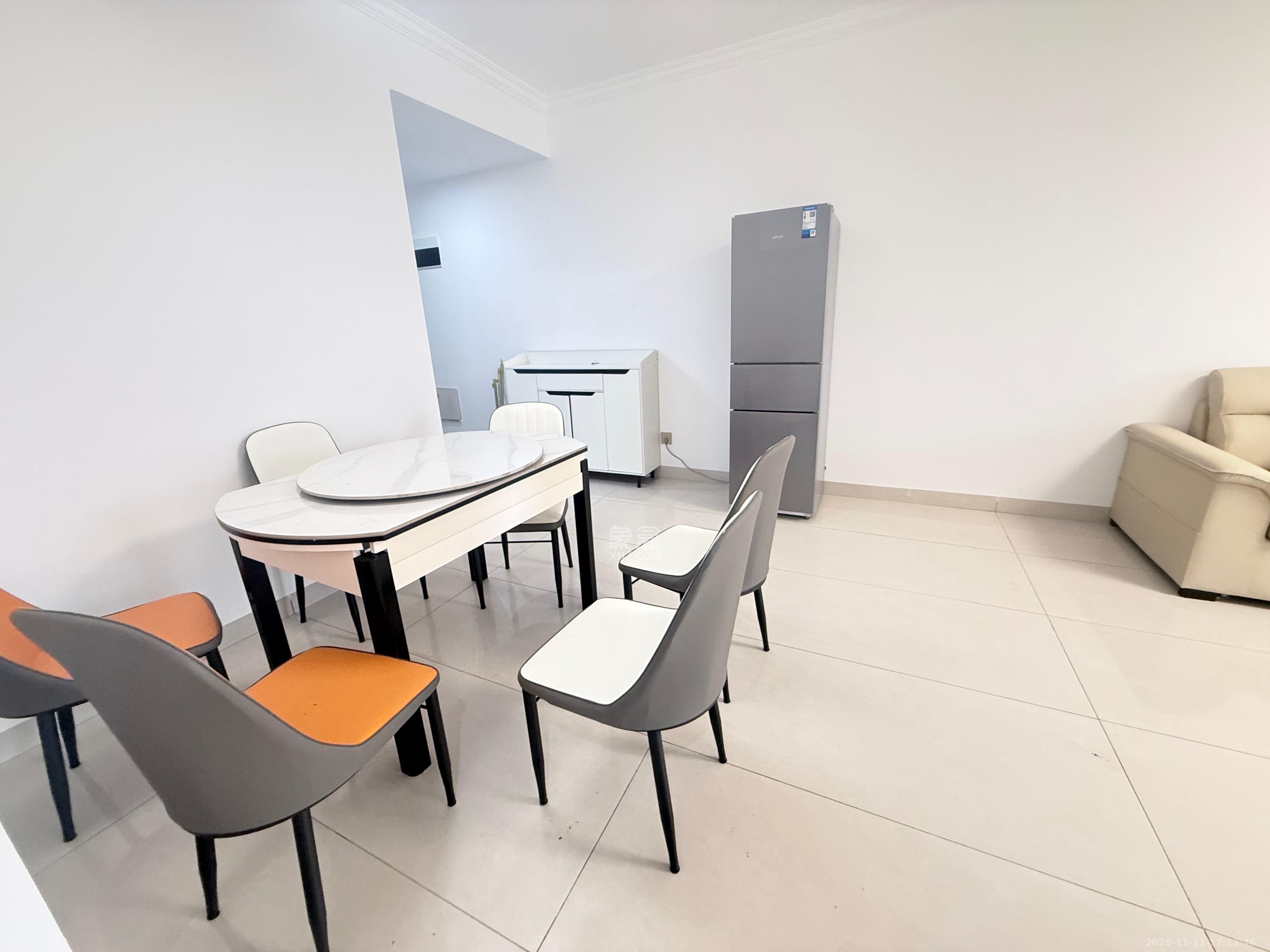 新宇东升家园 2室1厅1卫 1800.0元/月 新宇东升家园 2室1厅1卫 1800.0元/月室内图