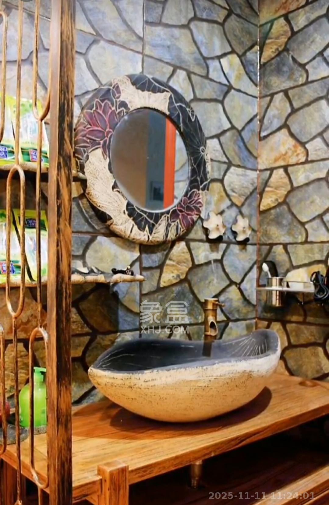 翡翠云天  2室1厅1卫    1600.0元/月室内图