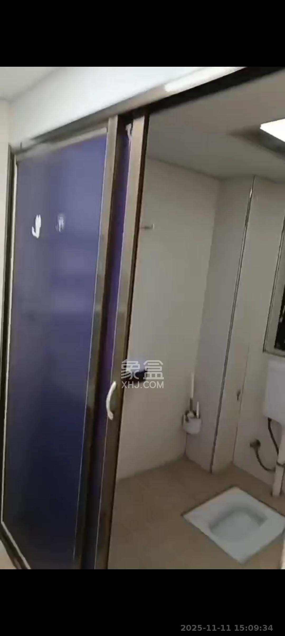 麓枫和苑  2室2厅1卫    2400.0元/月室内图