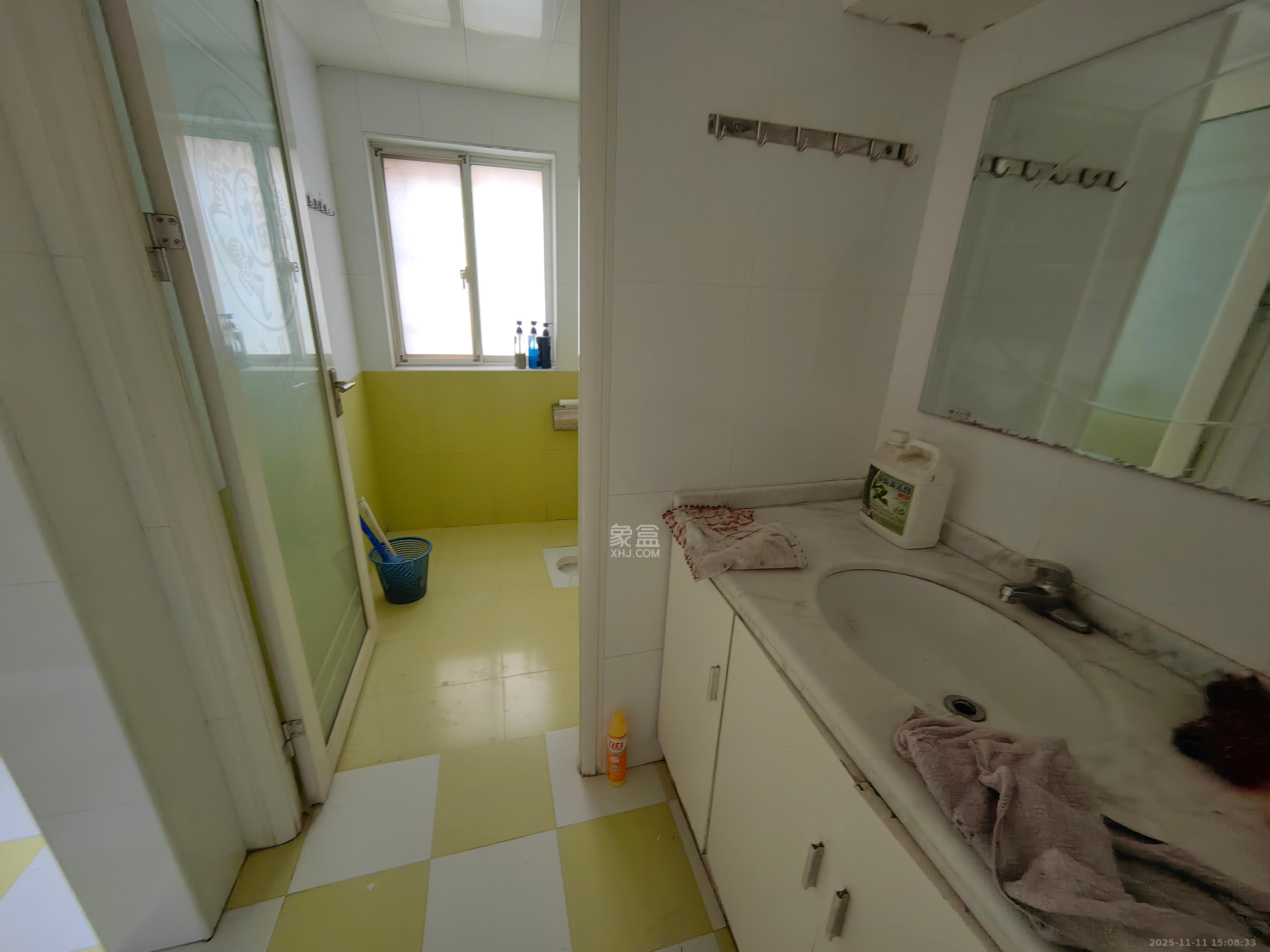 星城雅郡  1室2厅2卫    1500.0元/月室内图