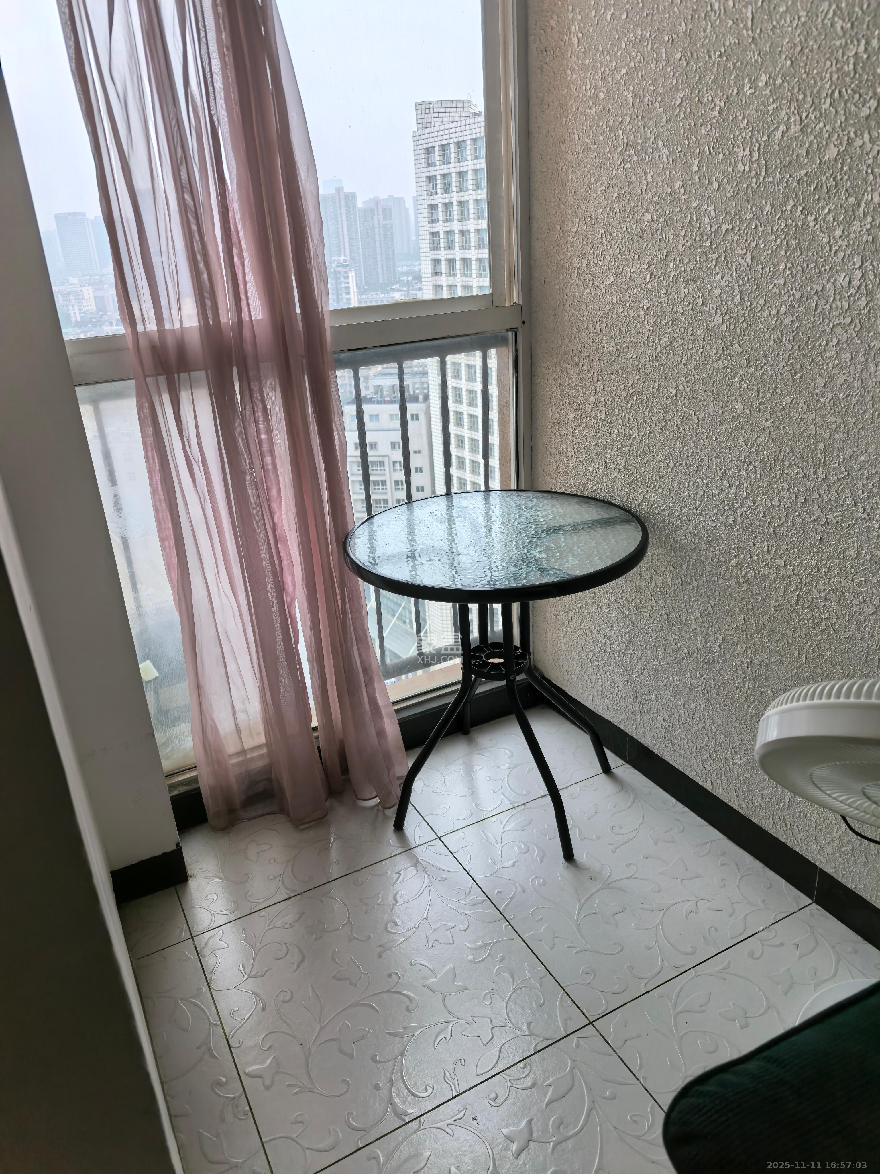 白沙晶城  1室1厅1卫    1800.0元/月室内图