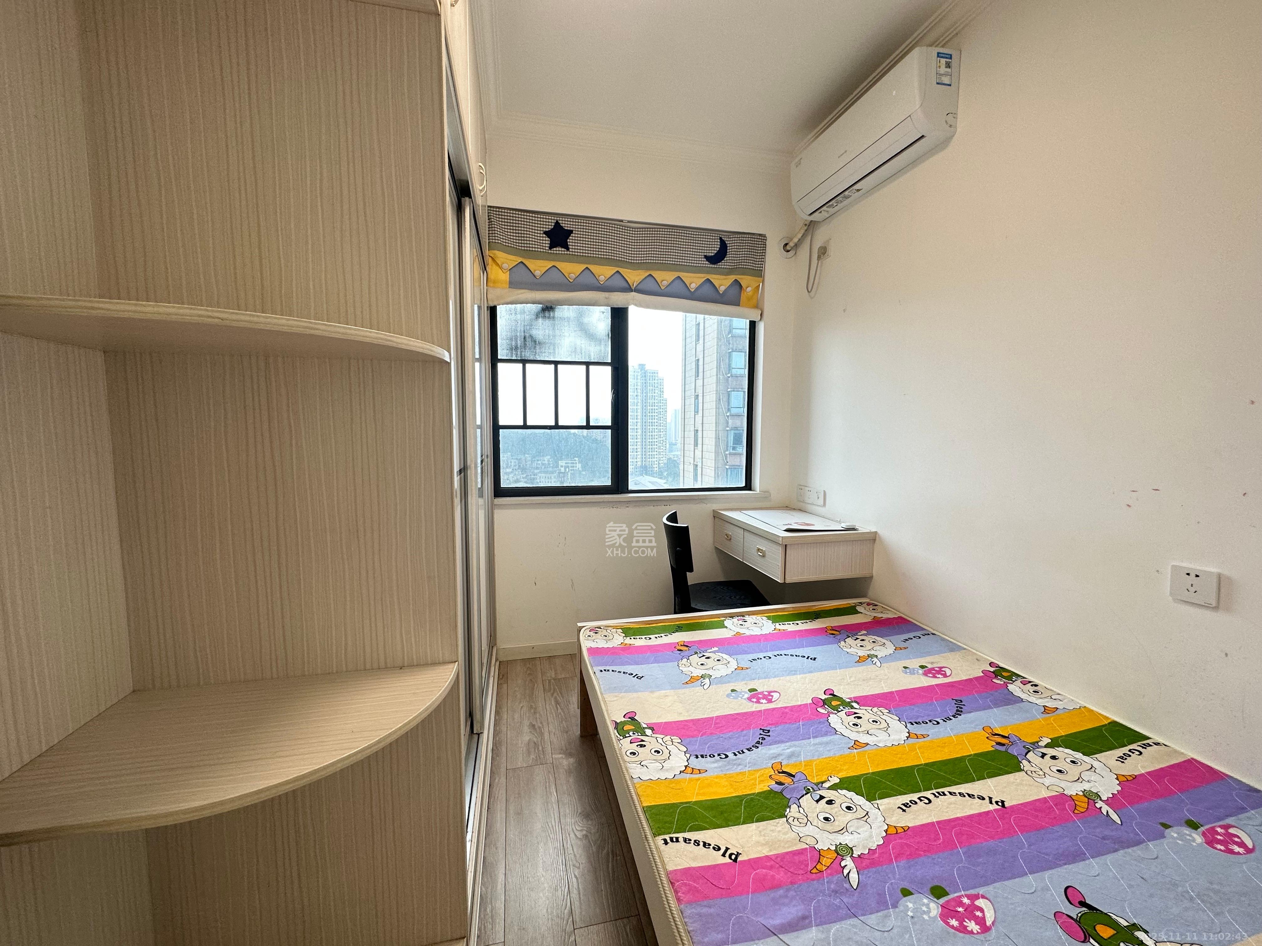 金鹰玖珑山 1室0厅0卫 2200.0元/月 金鹰玖珑山 1室0厅0卫 2200.0元/月室内图