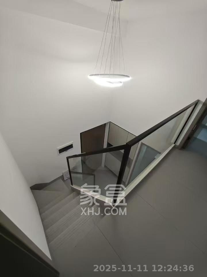 新城悦隽公园  2室1厅1卫    2000.0元/月室内图