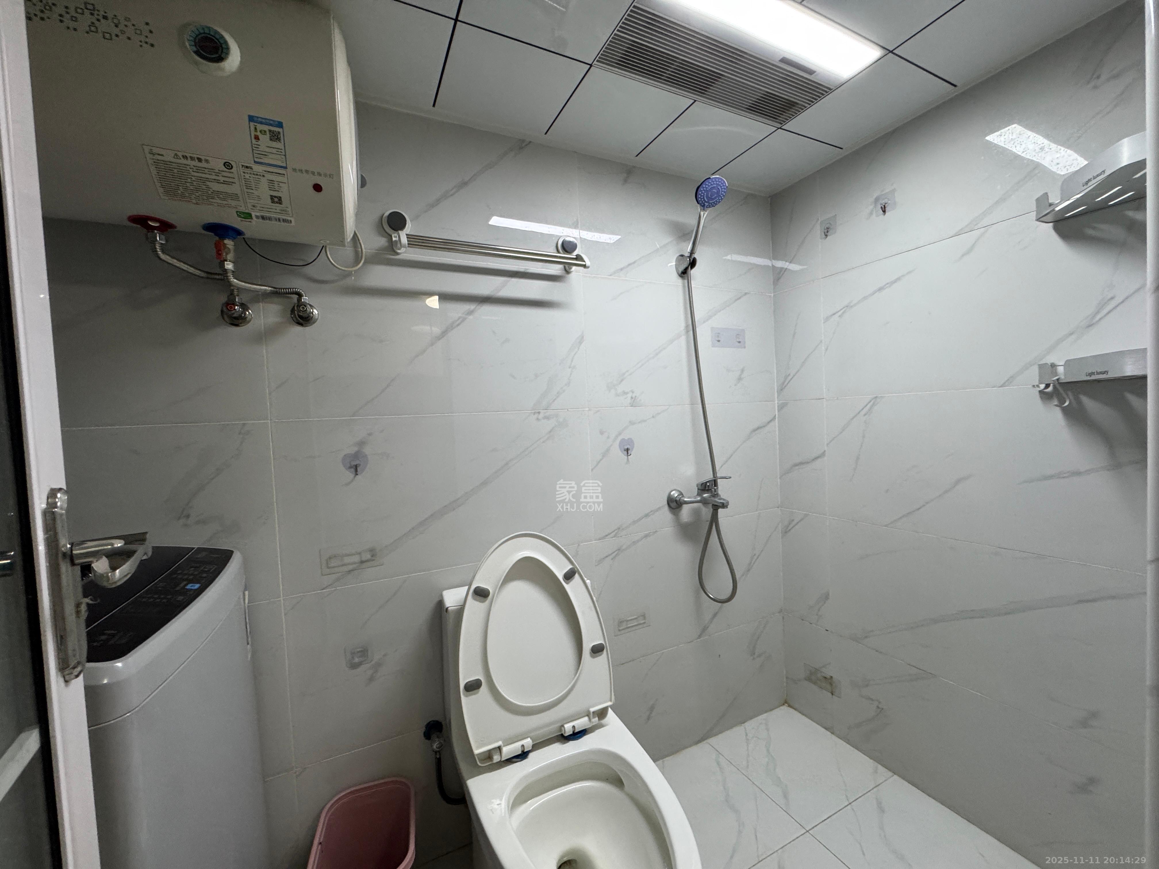 华润翡翠府  2室1厅1卫    1600.0元/月室内图