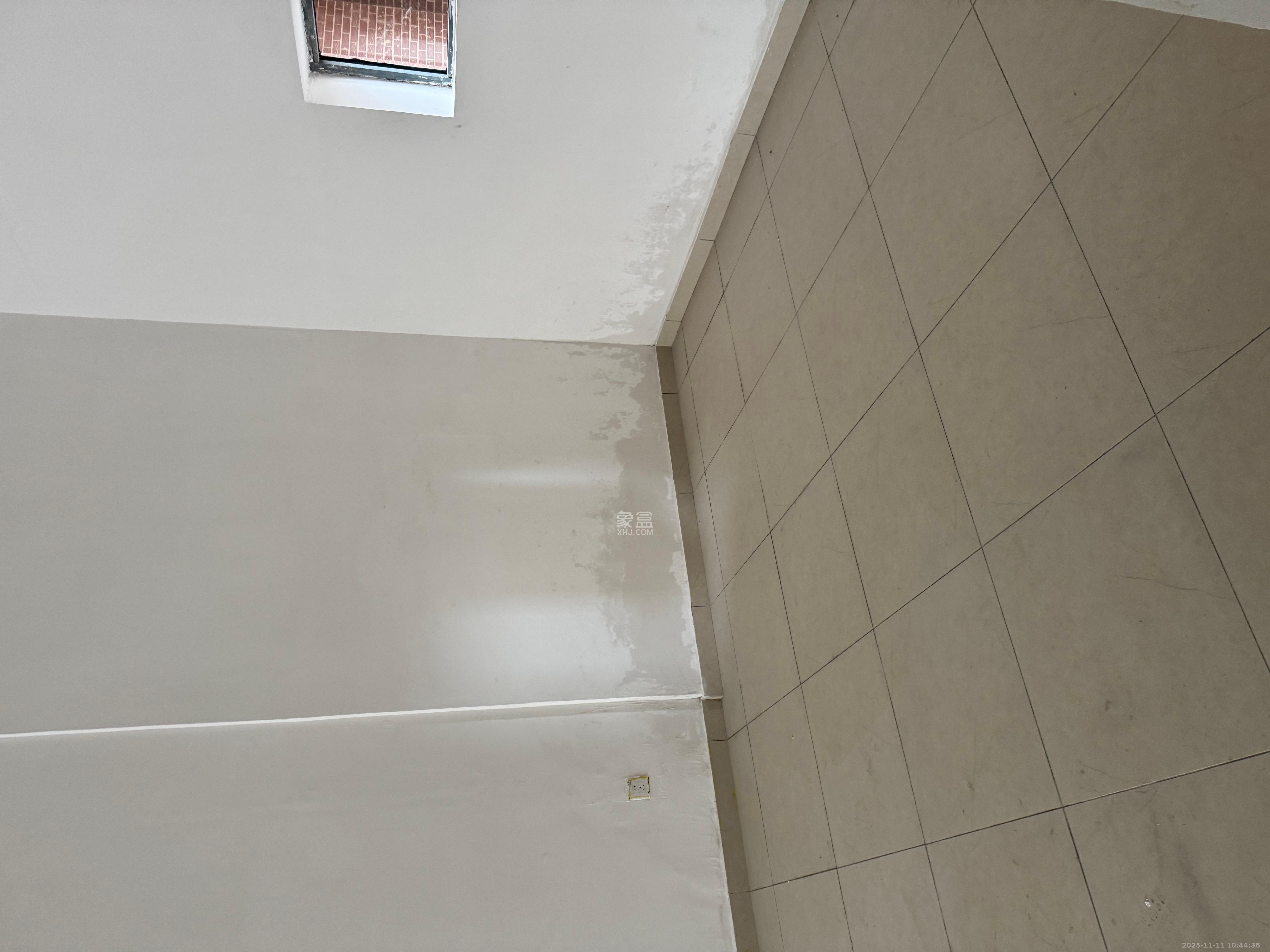 新雅黄金苑   140.0㎡      2000.0元/月室内图