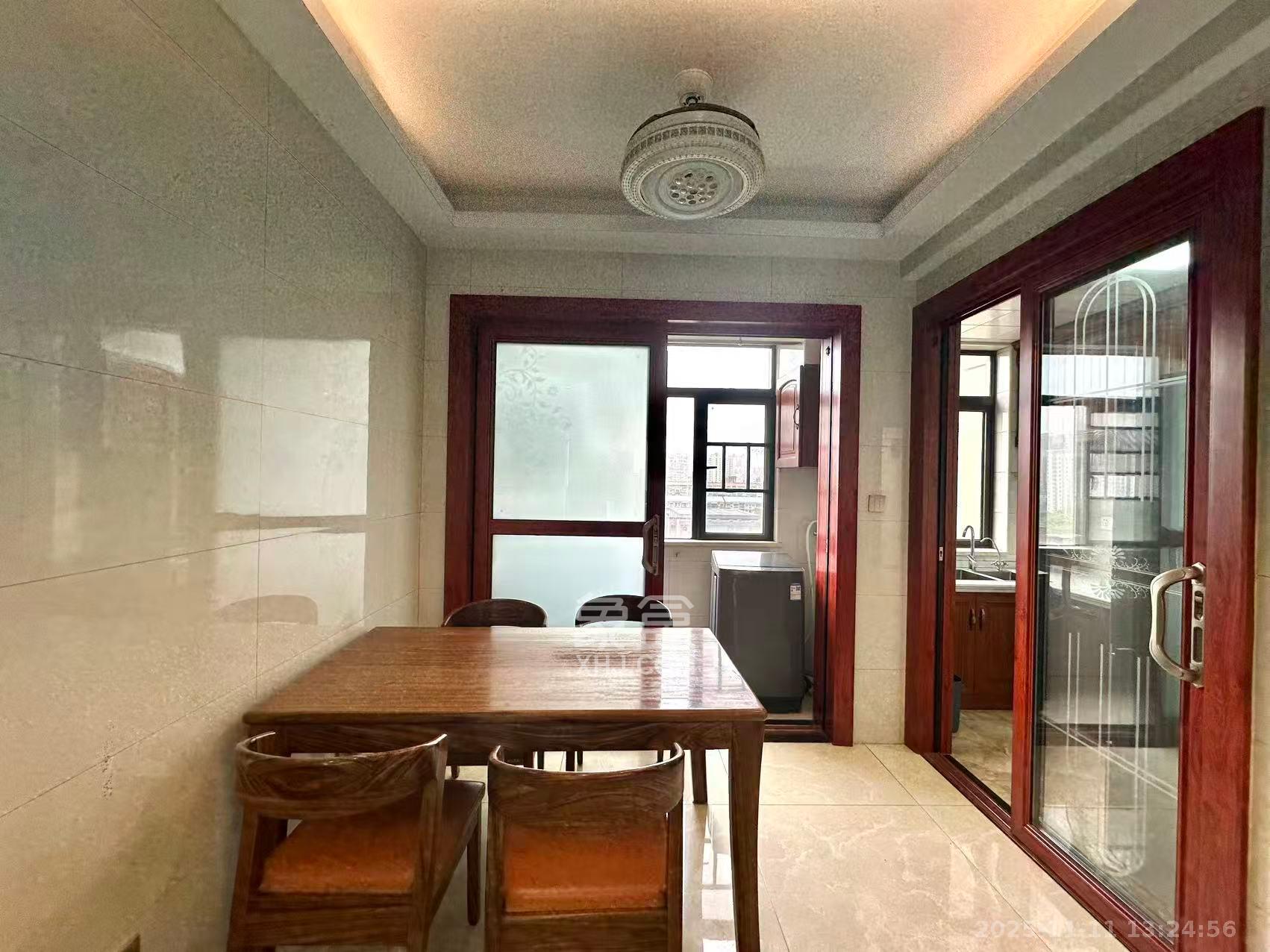 中建信和城  1室0厅0卫    3300.0元/月室内图