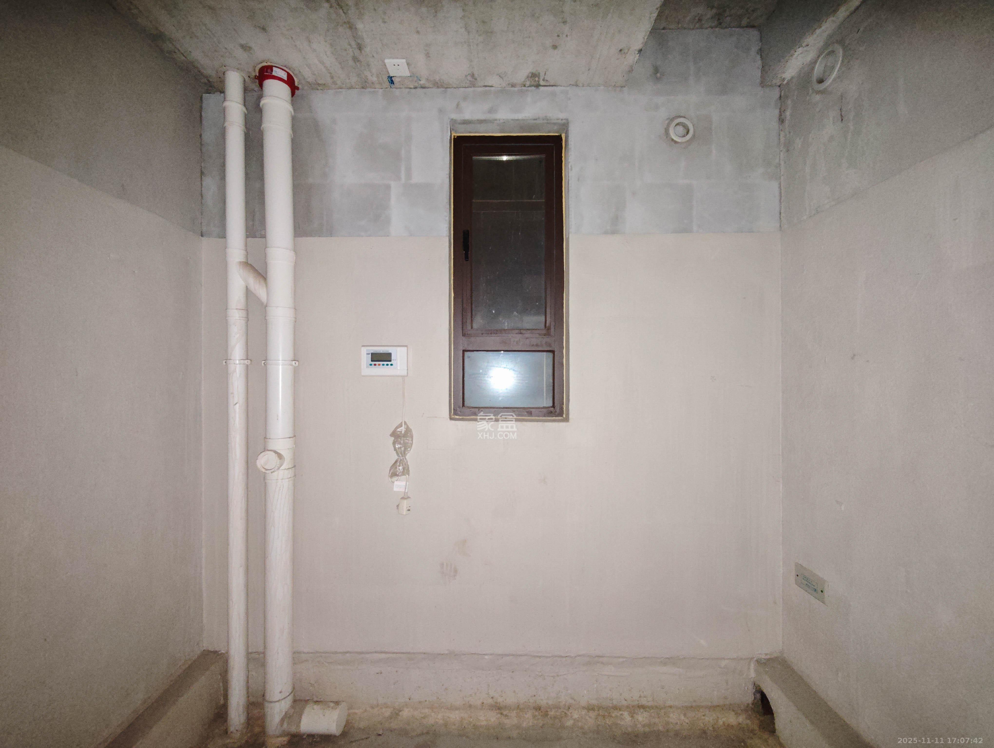 保利城（中航城国际社区、郡原美村）  1室0厅0卫    115.8万卫生间