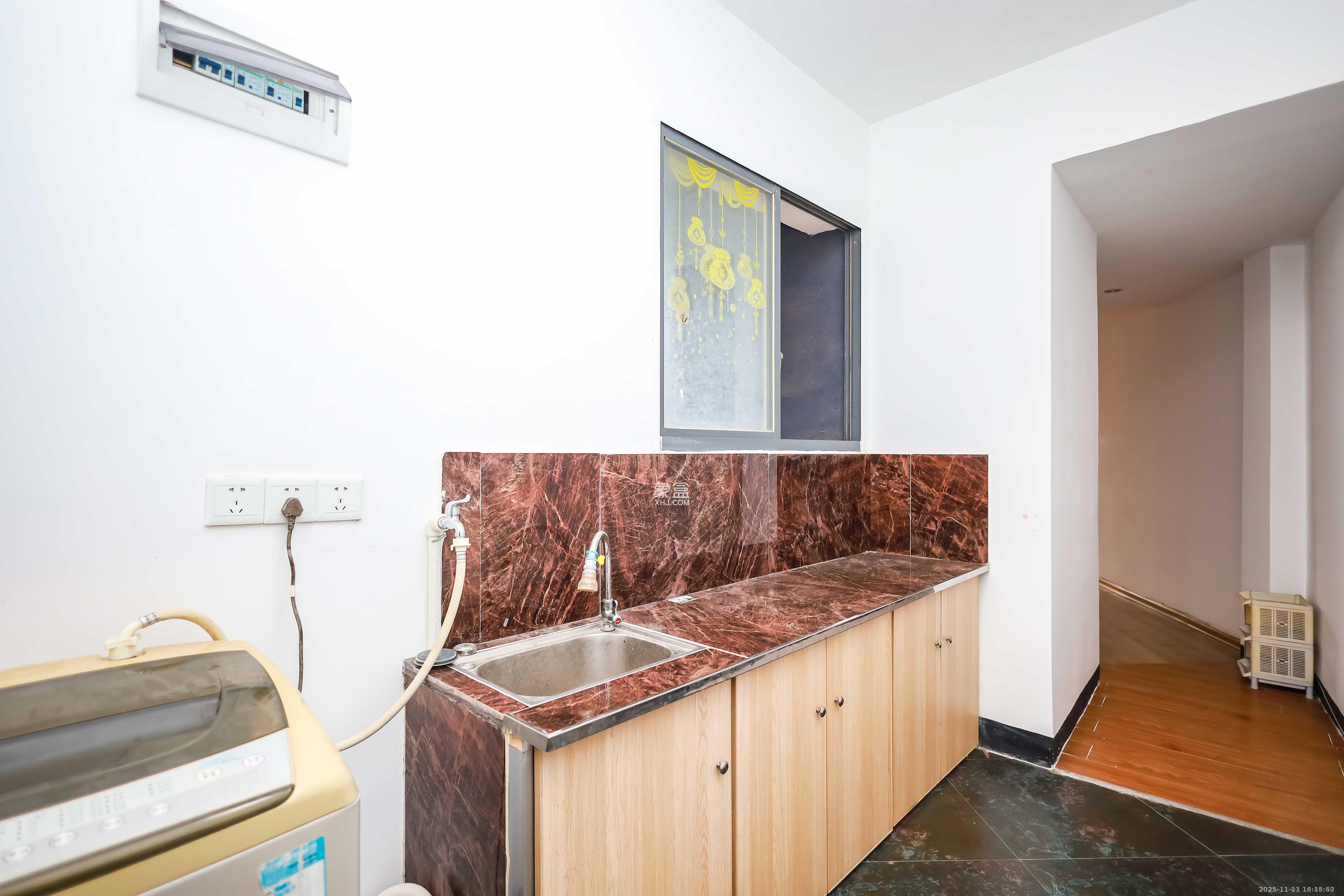 美林银谷  1室1厅1卫    1300.0元/月室内图