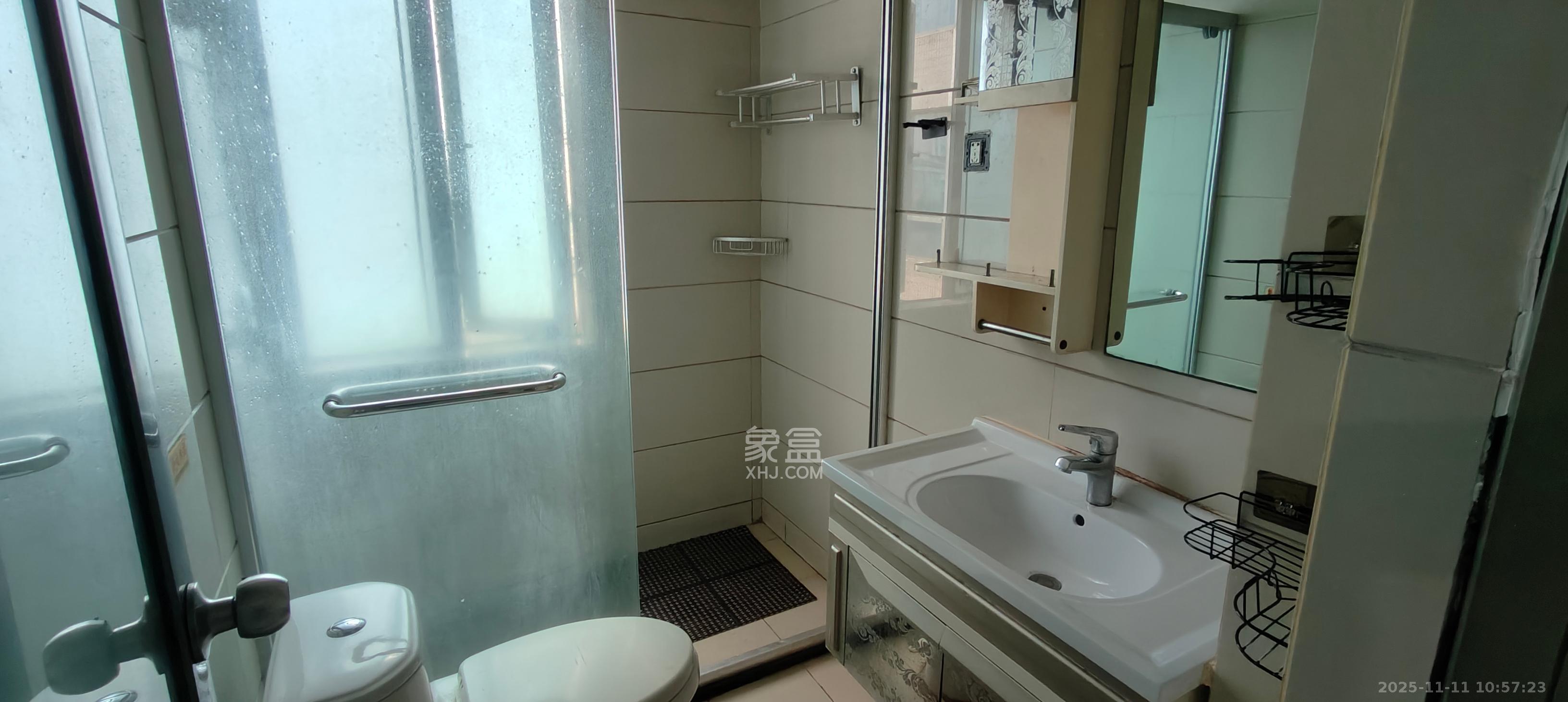 名富公寓  2室2厅1卫    2300.0元/月室内图