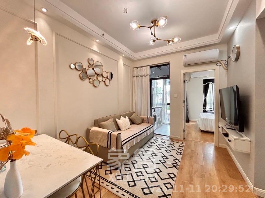 荣悦台 1室1厅1卫 2900.0元/月 荣悦台 1室1厅1卫 2900.0元/月室内图